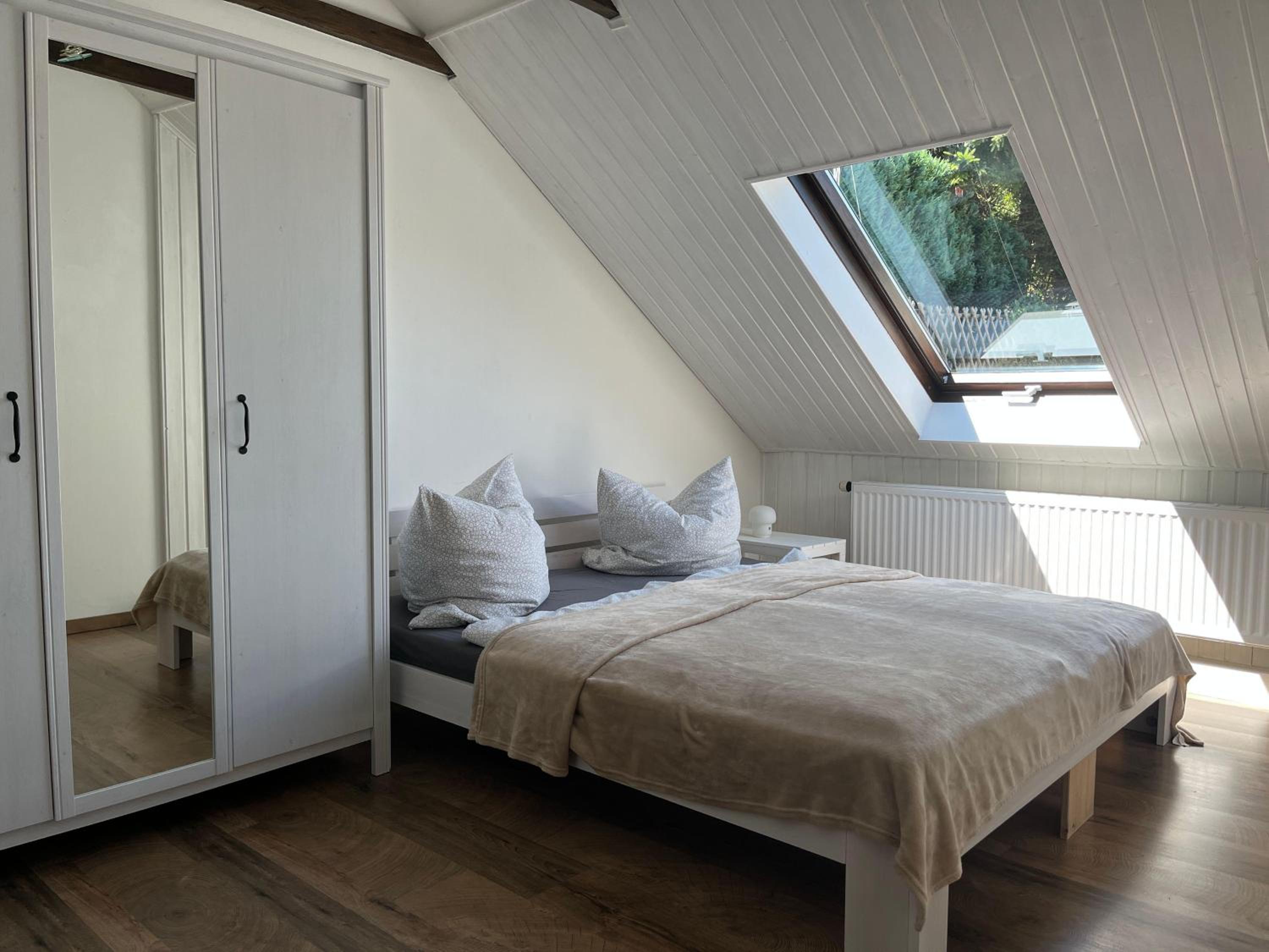 Saechsische-Schweiz-Ferienhaus-Wohnung-1-mit-Elbblick-Sauna-und-Kamin