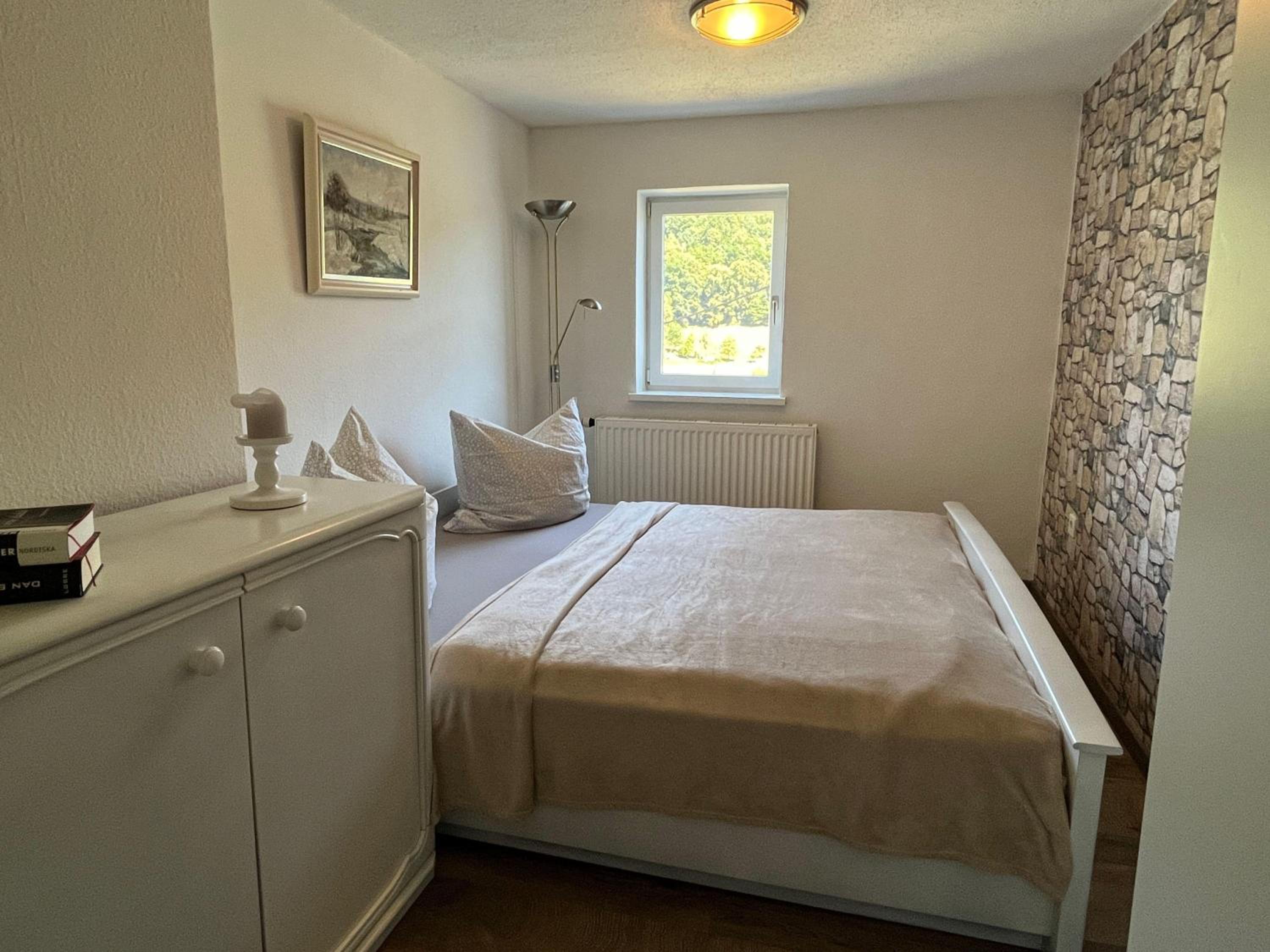 Saechsische-Schweiz-Ferienhaus-Wohnung-2-mit-hervorragendem-Panoramablick-ueber-das-Elbtal