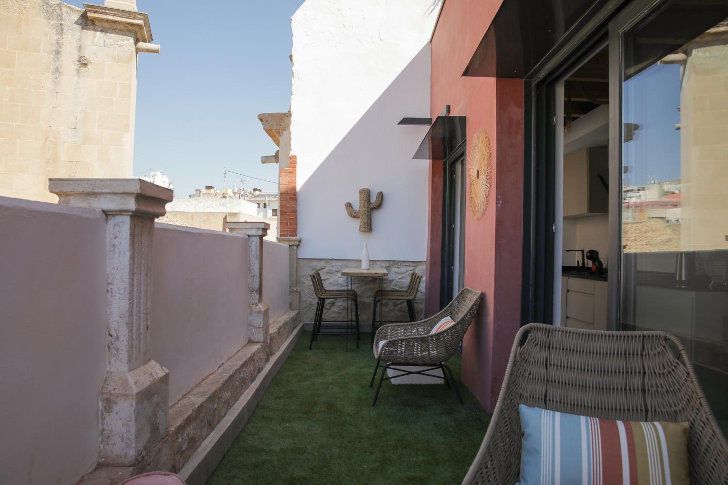 balance & terrace
