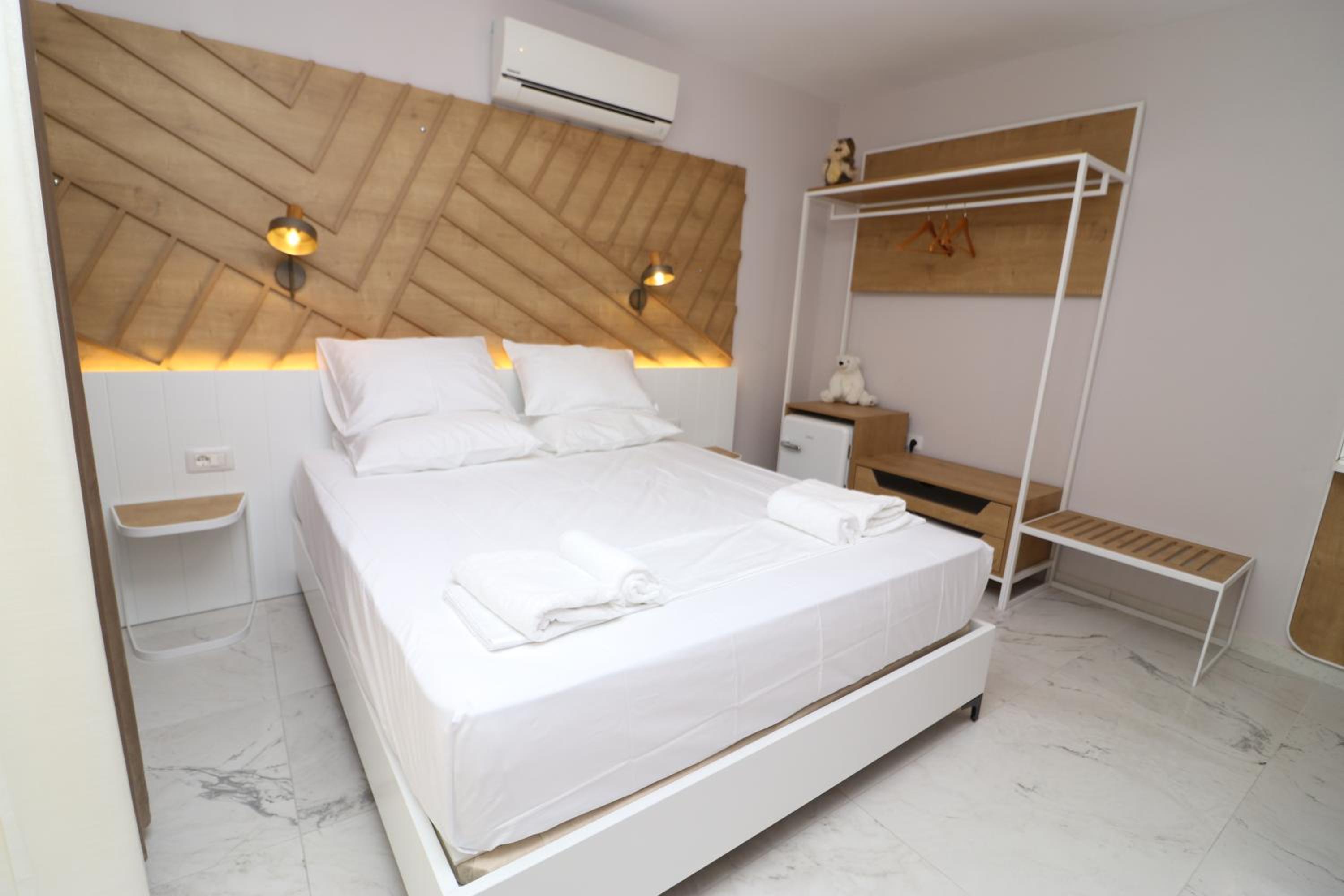 Hercules Room
