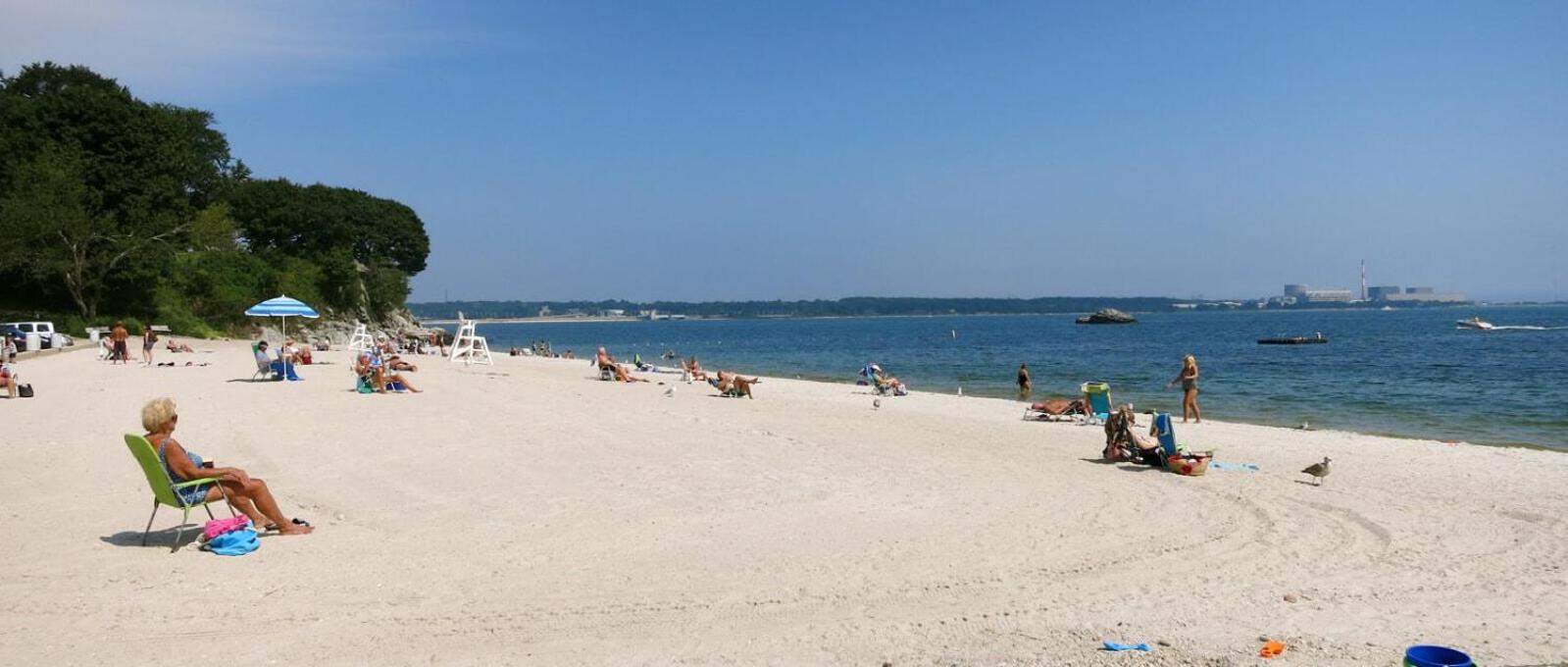The Niantic Inn view 4
