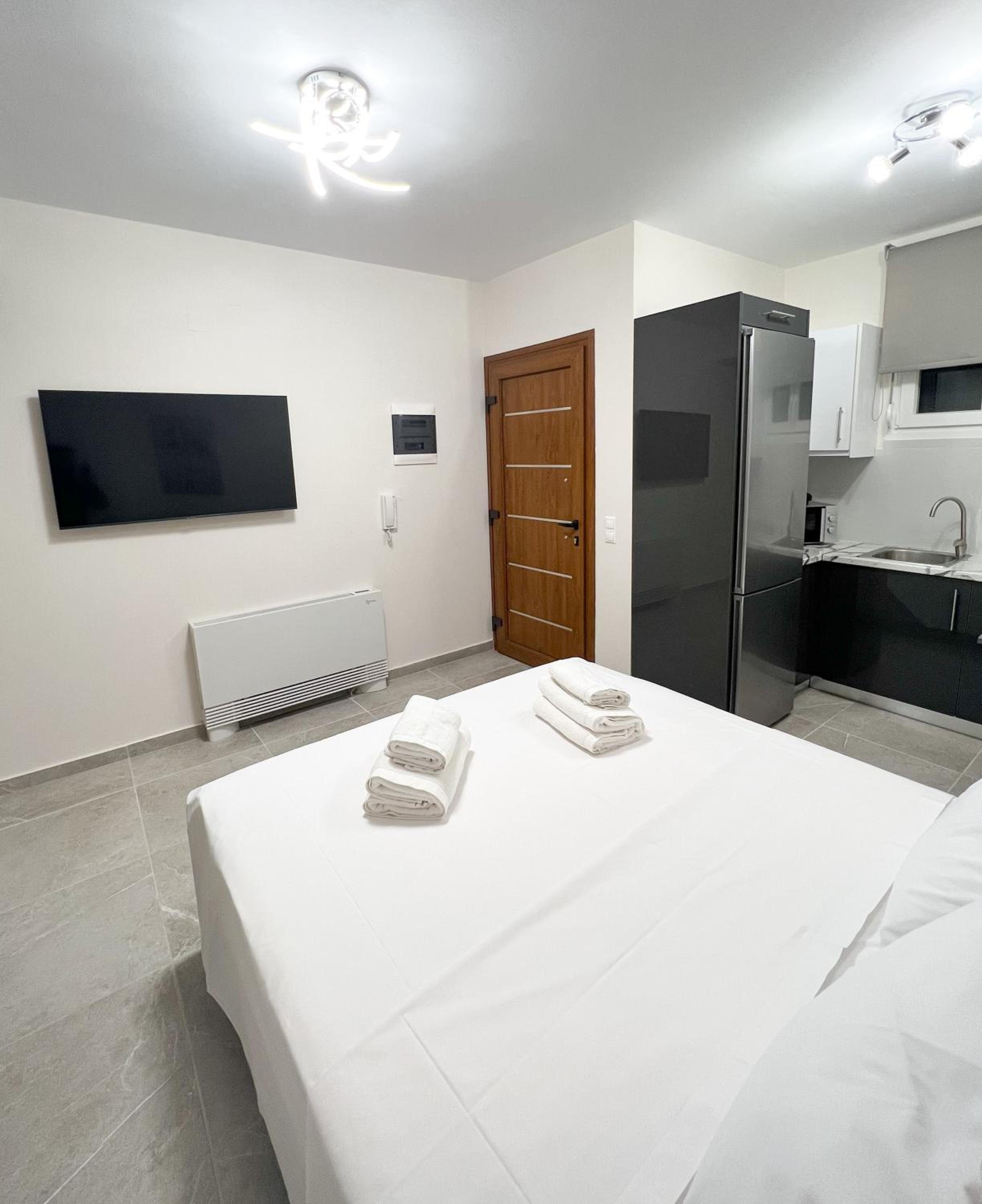 Clio Luxury Apartments view 4