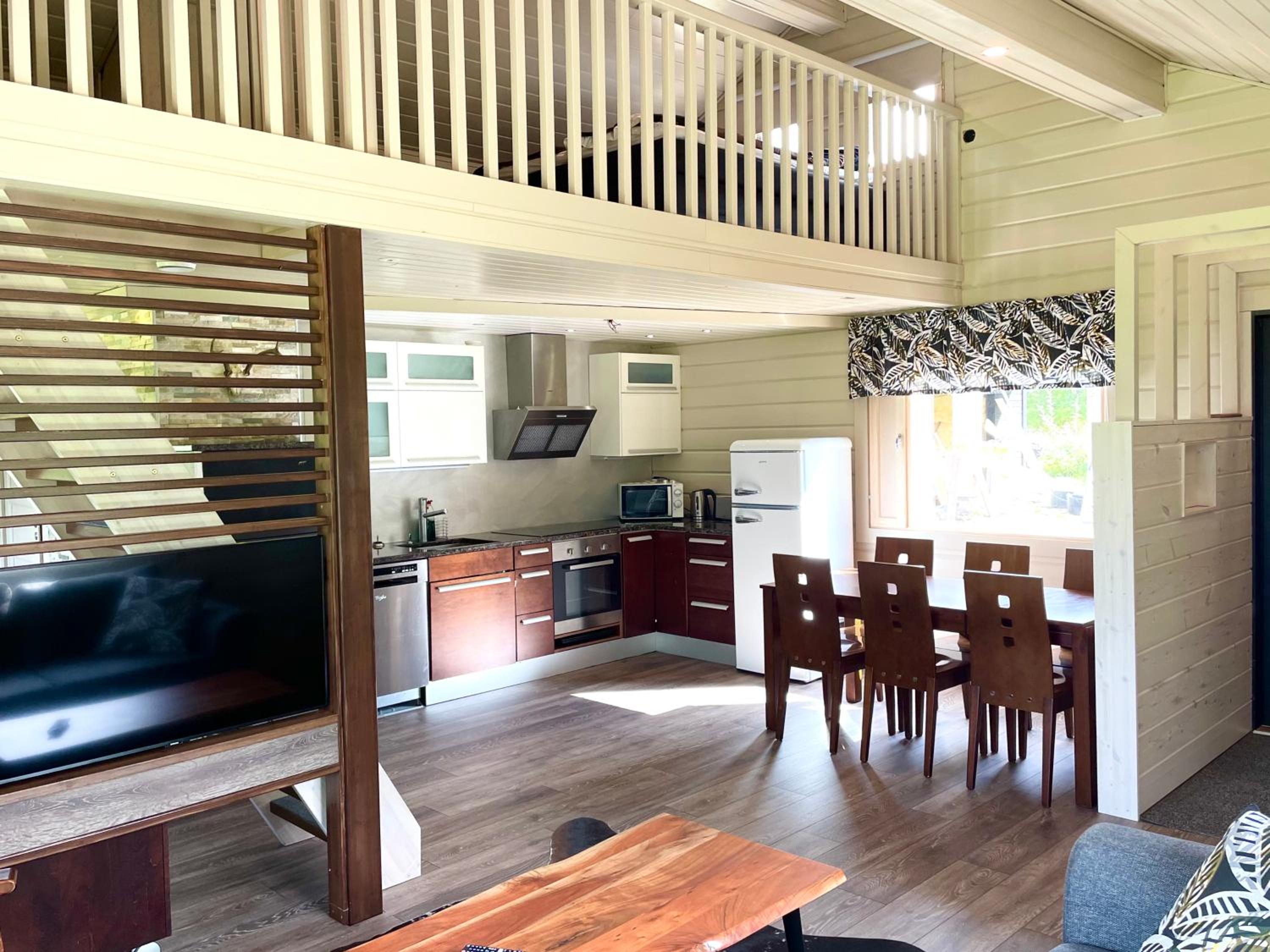 Hietavilla Pläk- Hot tube - Sauna - AC - Fireplace - 11kW EV-refuel - Landscape view - Silence - Free WiFi view 2