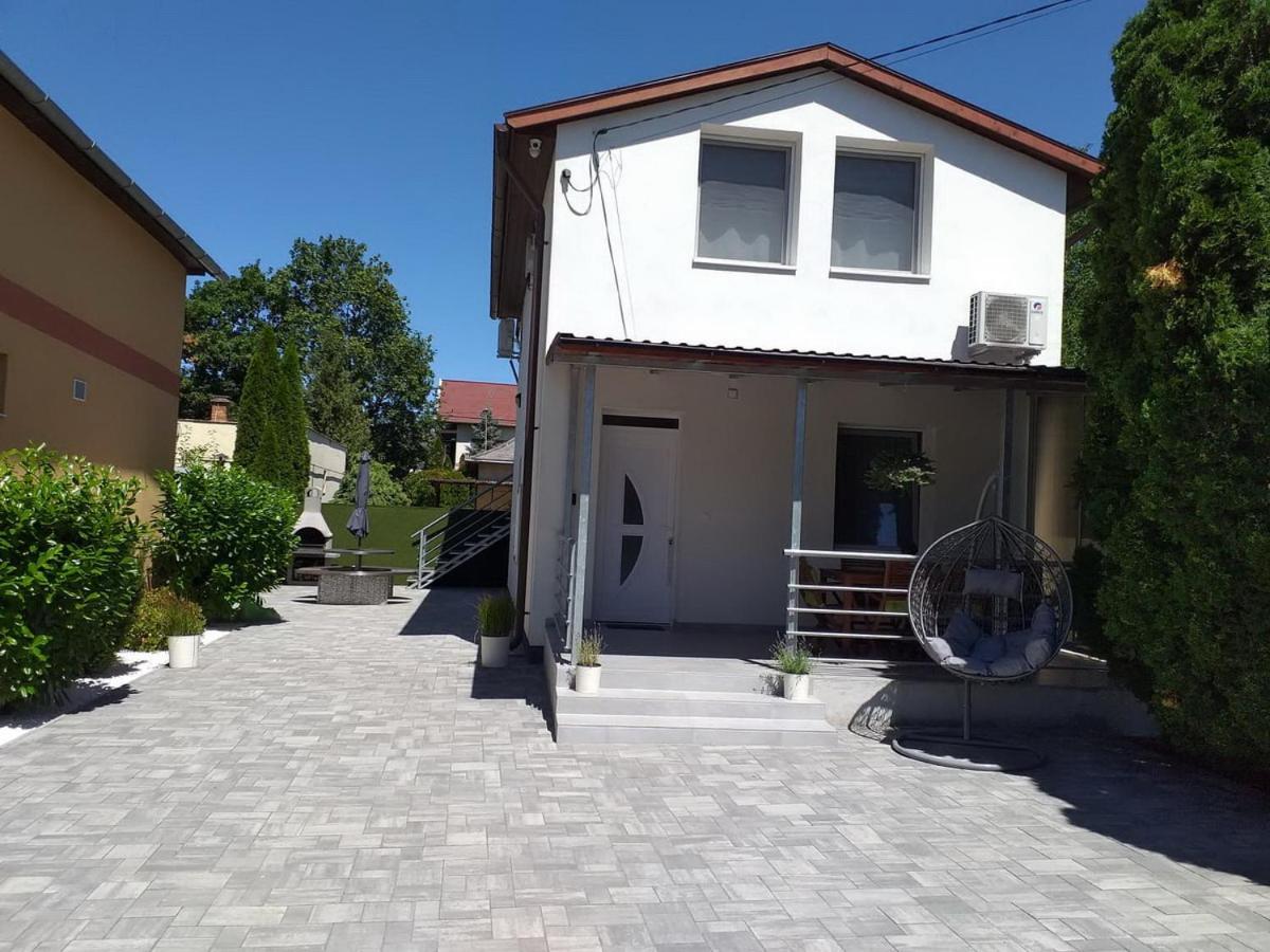 White Stone Apartman