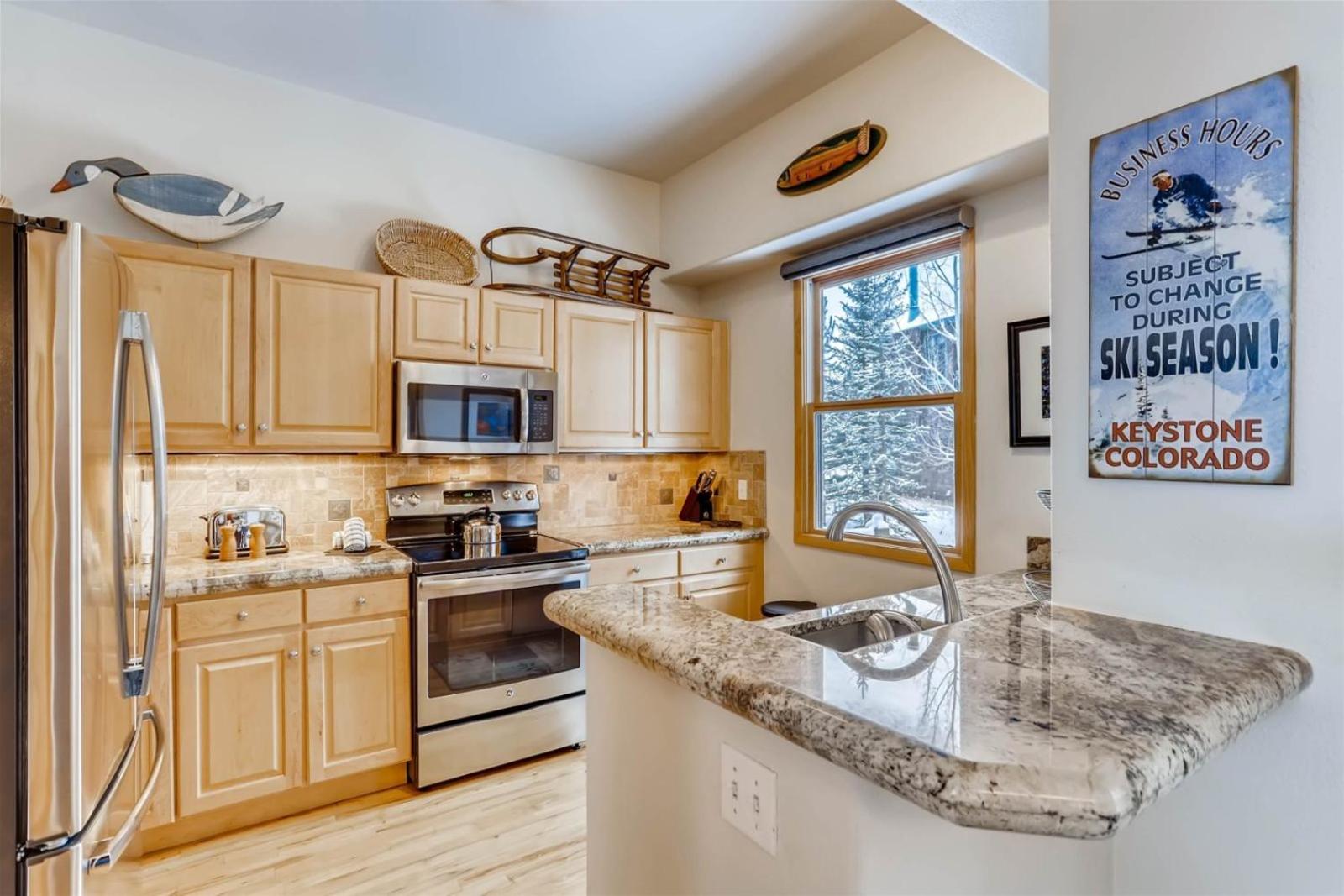 Northstar Townhomes In Keystone 2 Bedroom Rental view 3
