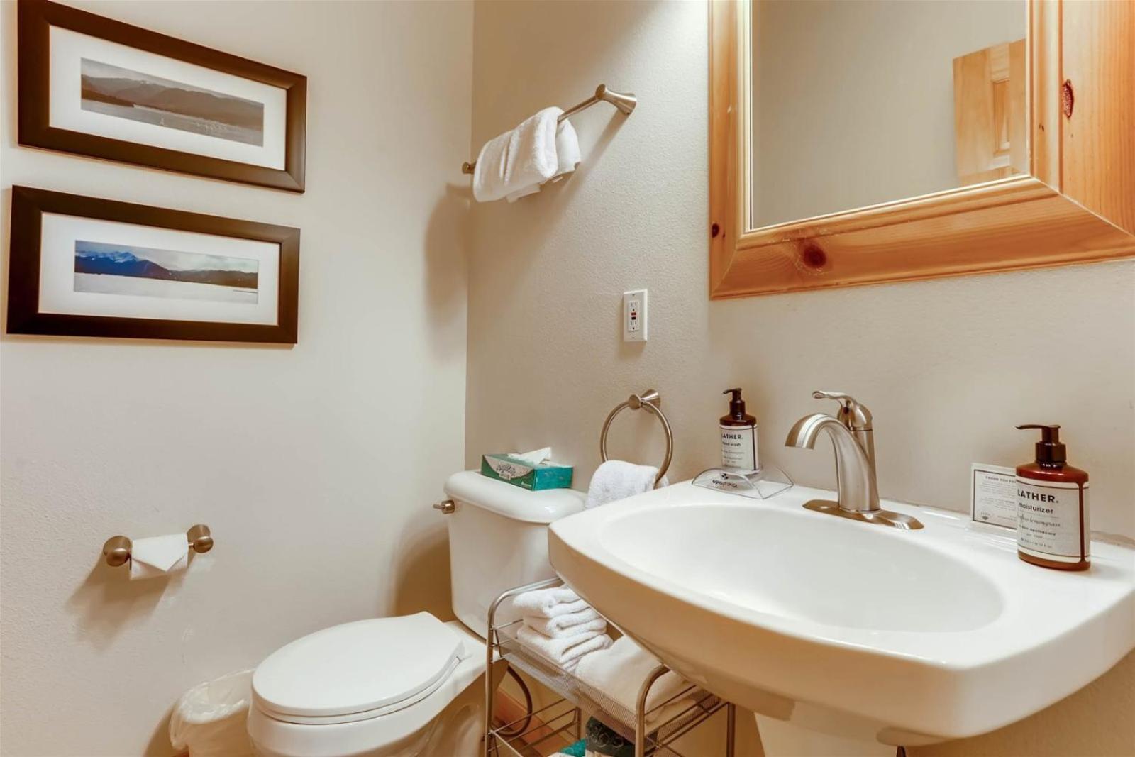 Northstar Townhomes In Keystone 2 Bedroom Rental view 4