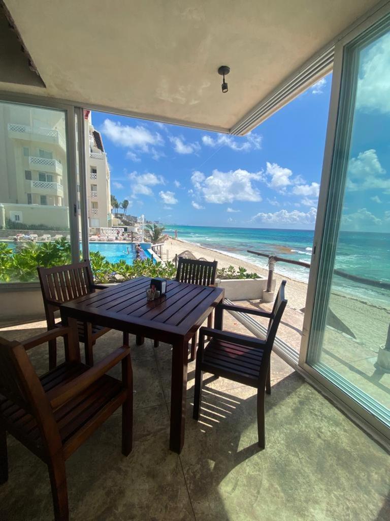 capitan suites sea view