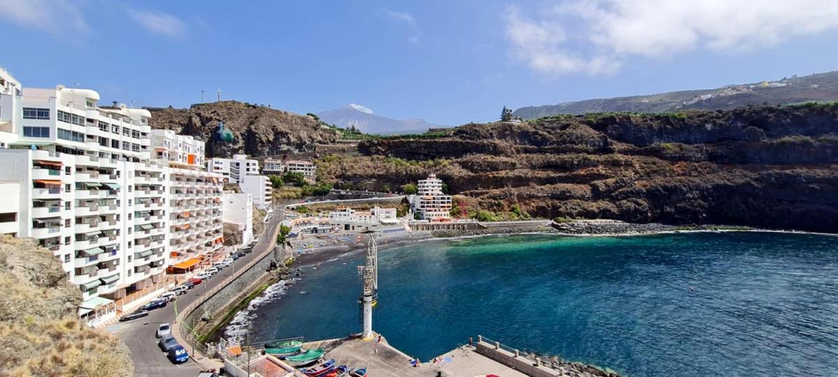 3 bedrooms house with sea view enclosed garden and wifi at Icod de los Vinos 5 km away from the beach