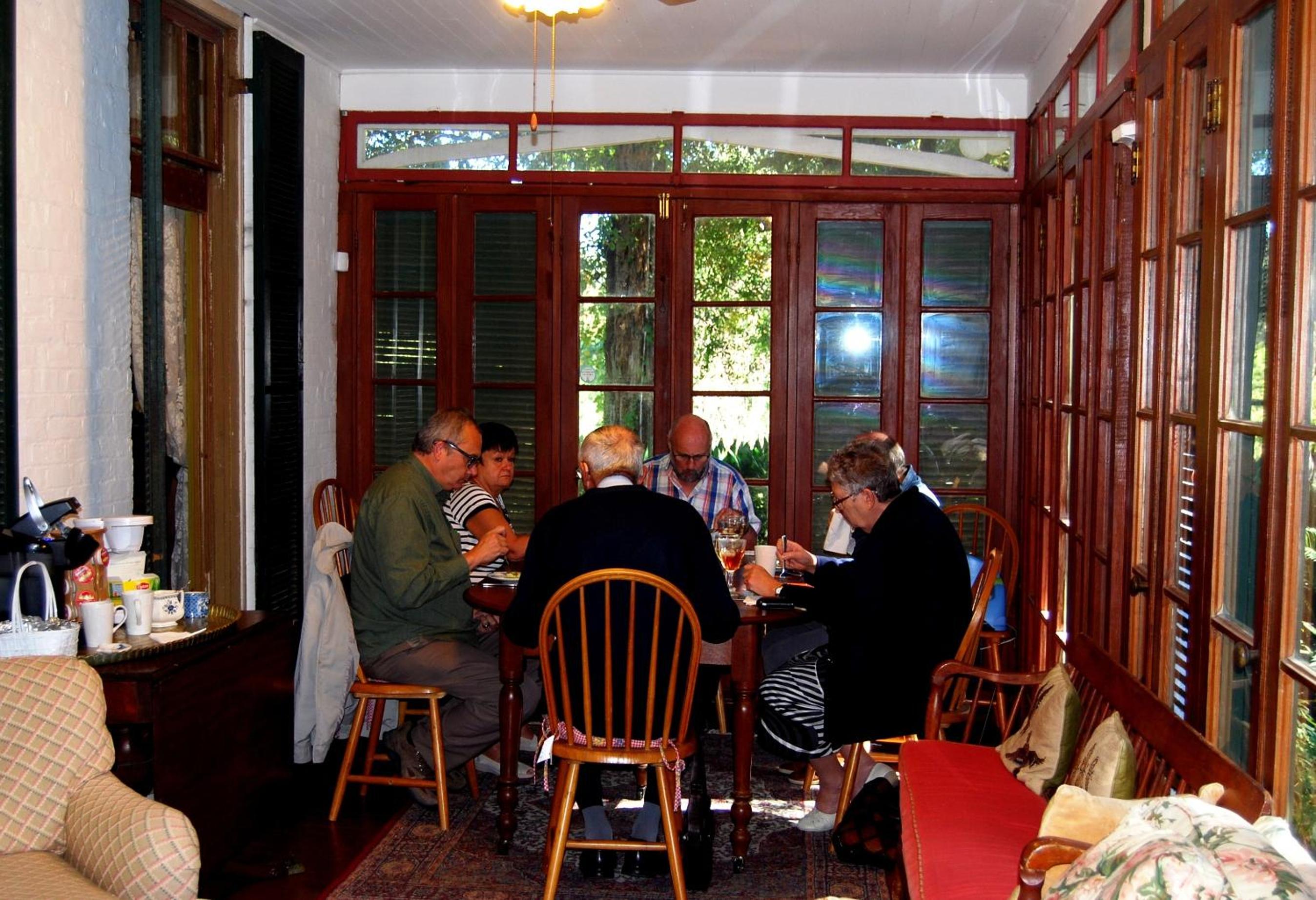 Natchez Vacations - Glenfield Plantation Historic Antebellum Bed and Breakfast - Property Image 4