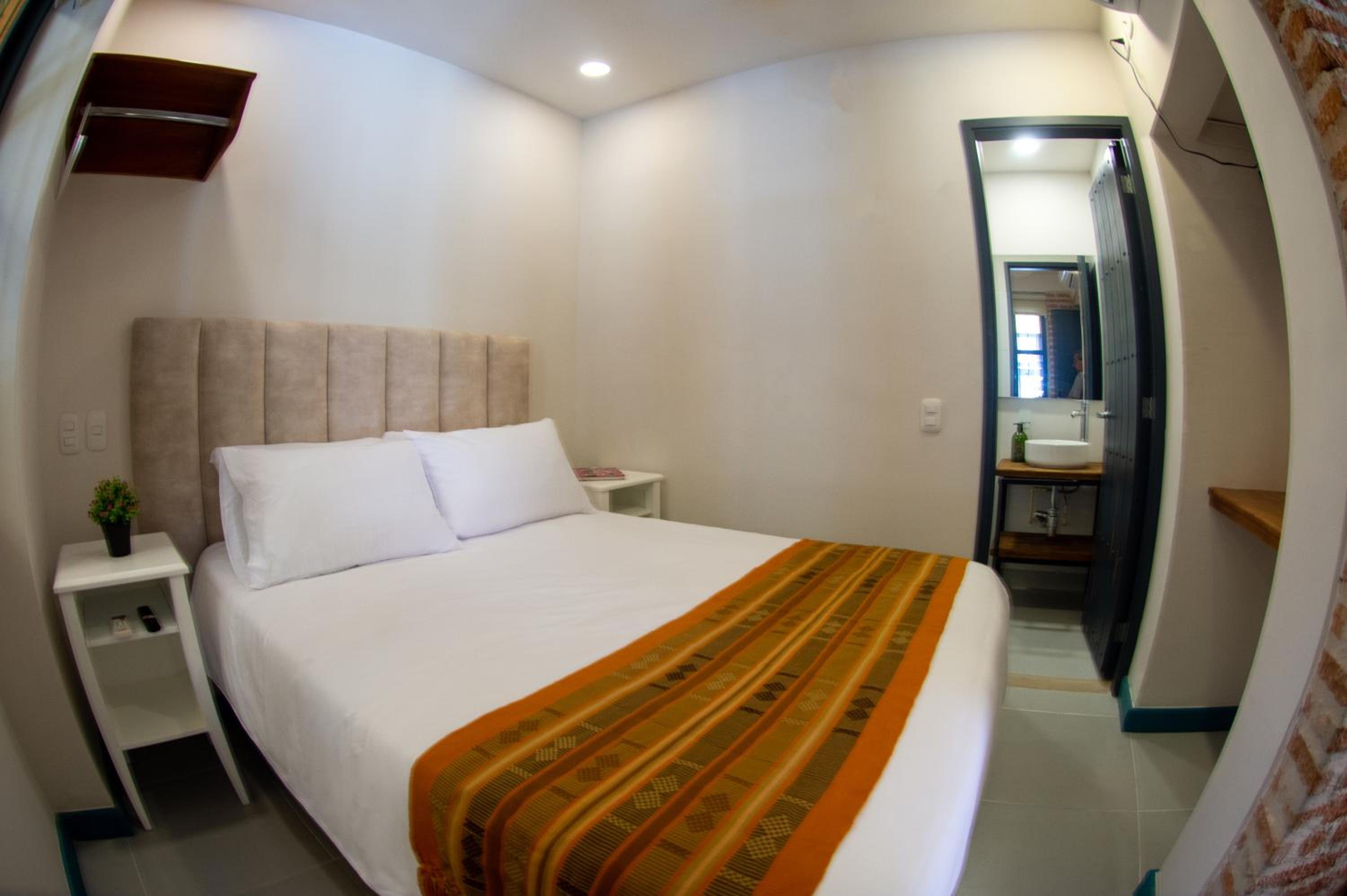 Casa Lorenza Hotel