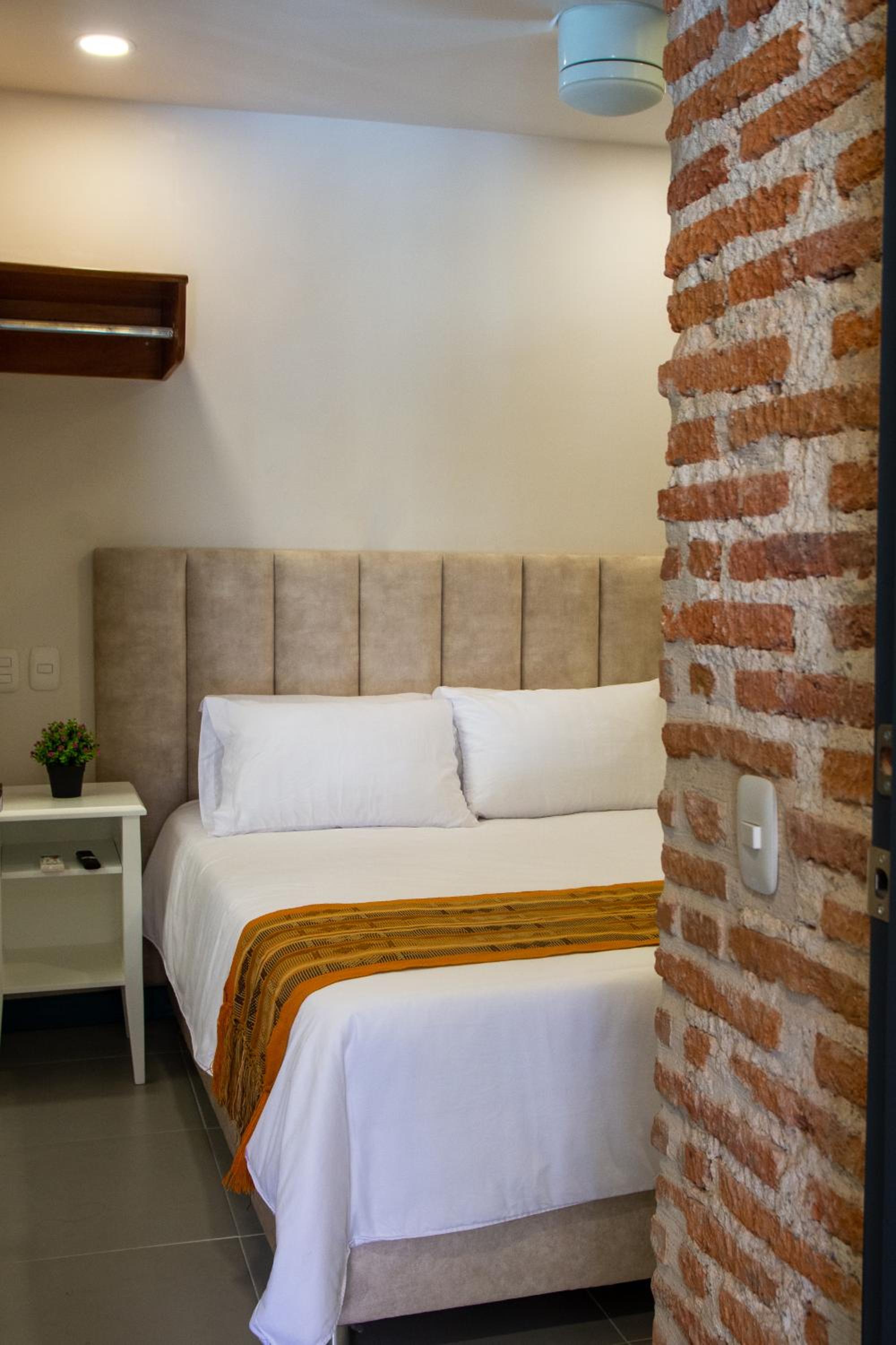 Casa Lorenza Hotel