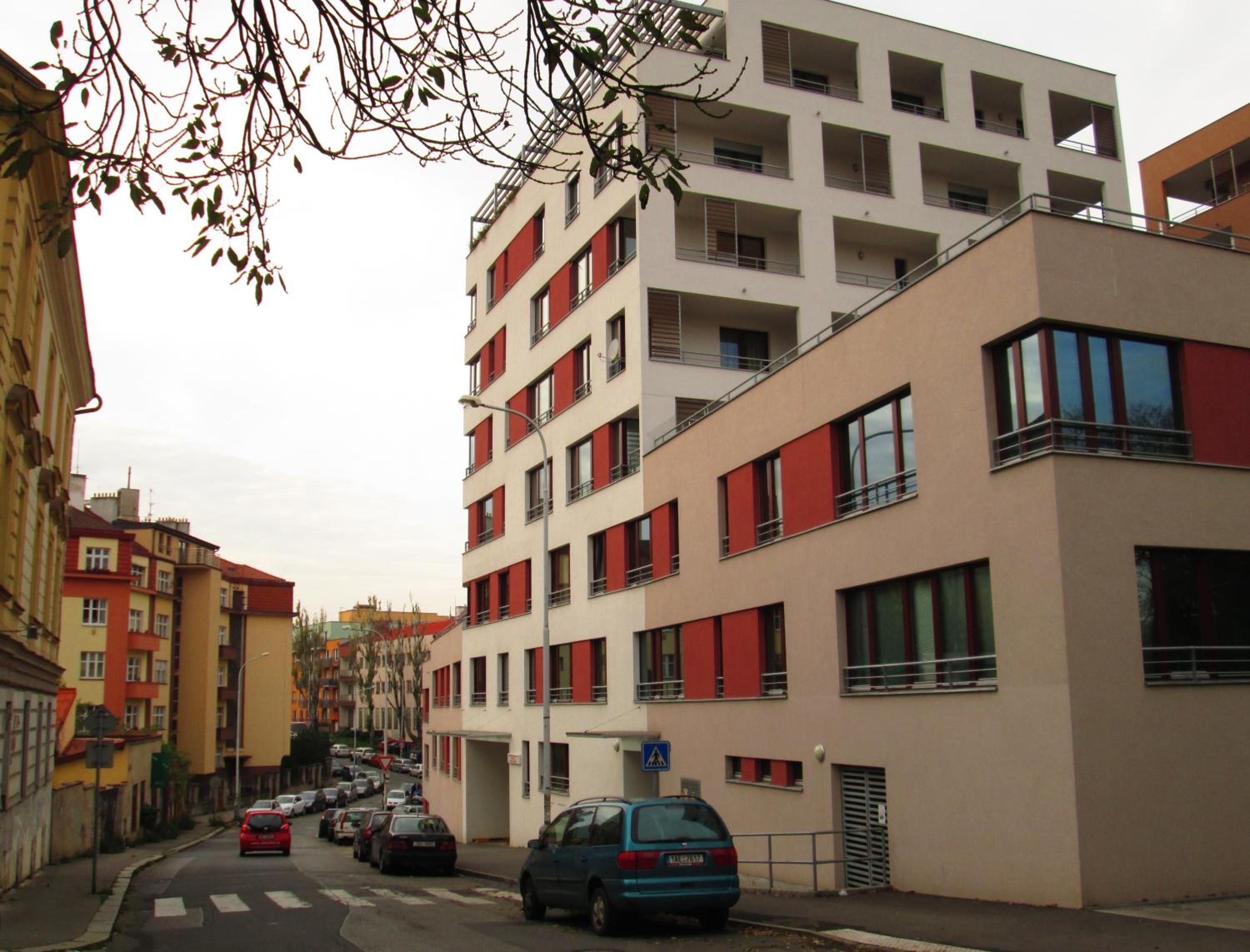 Leongargt Apartments