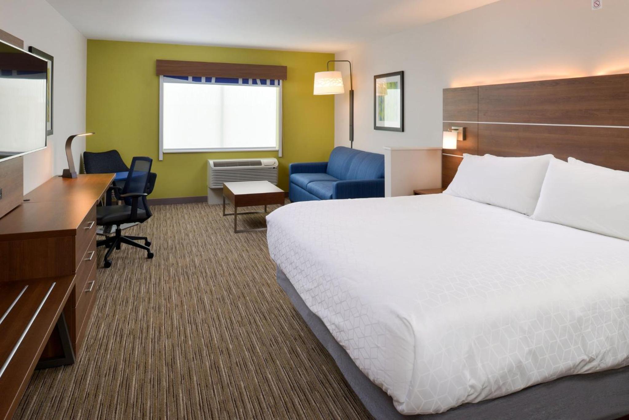 Holiday Inn Express & Suites - Ottumwa by IHG