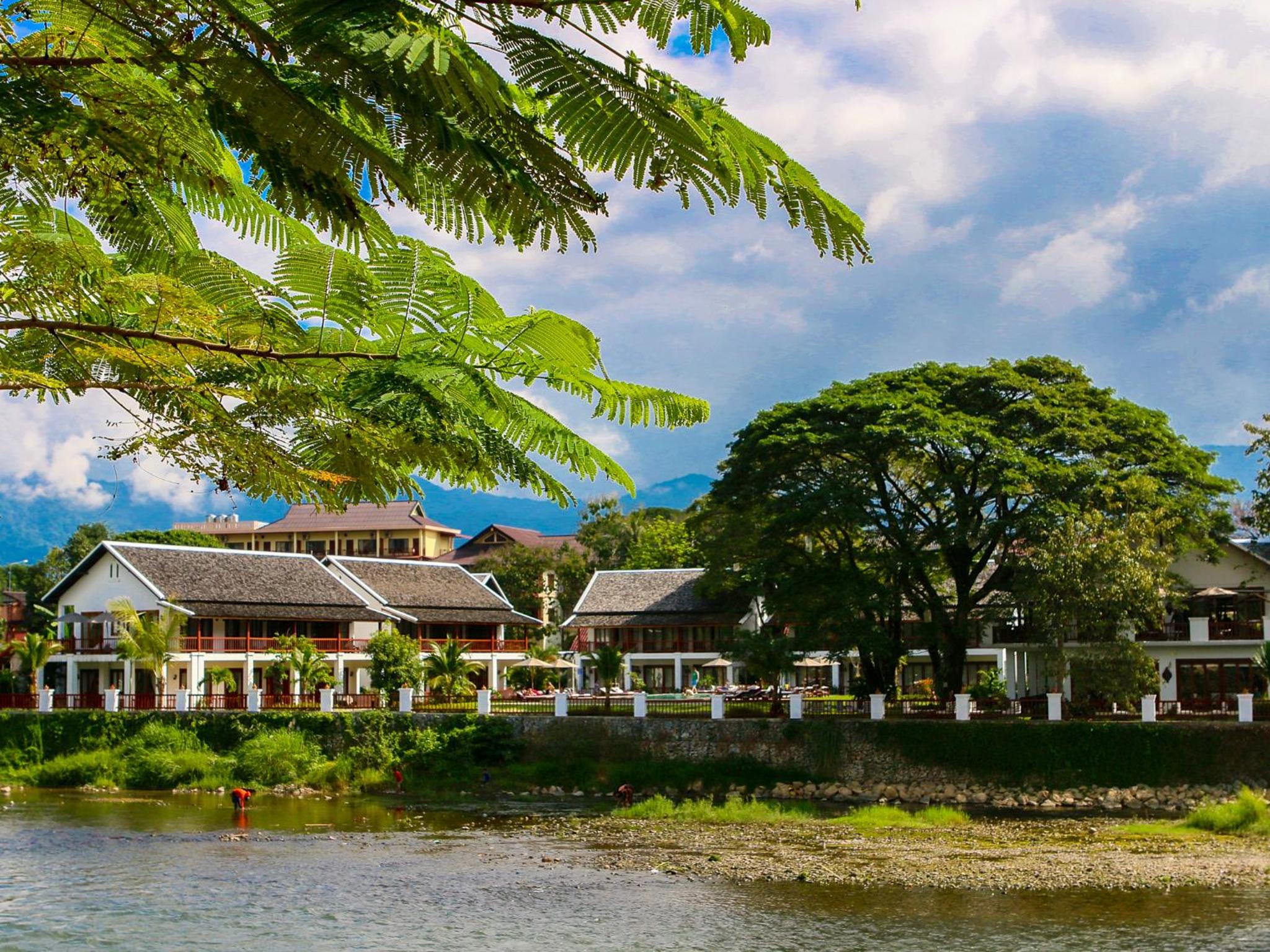 Riverside Boutique Resort, Vang Vieng — photo 37