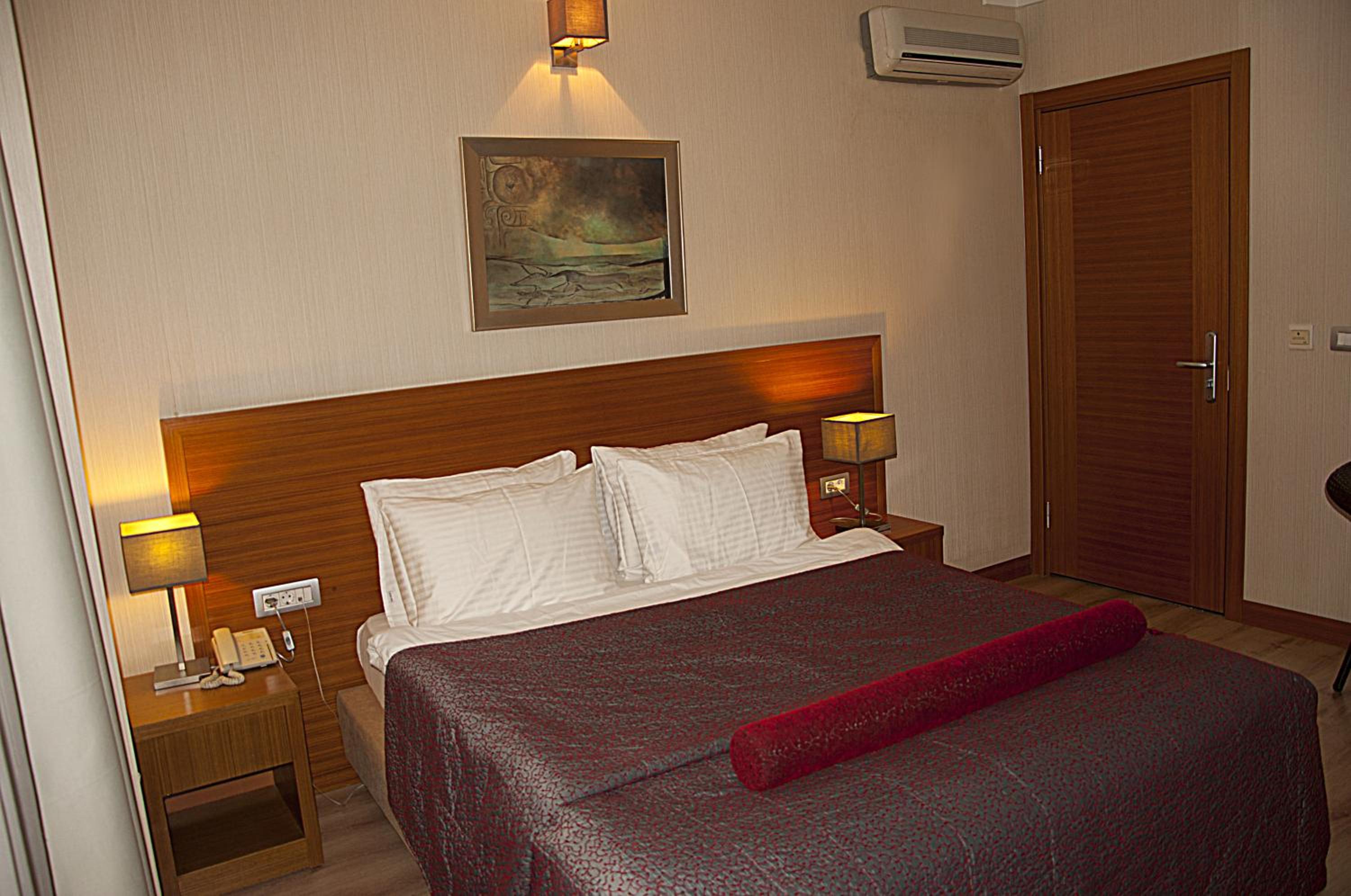 Island Otel - Image 76