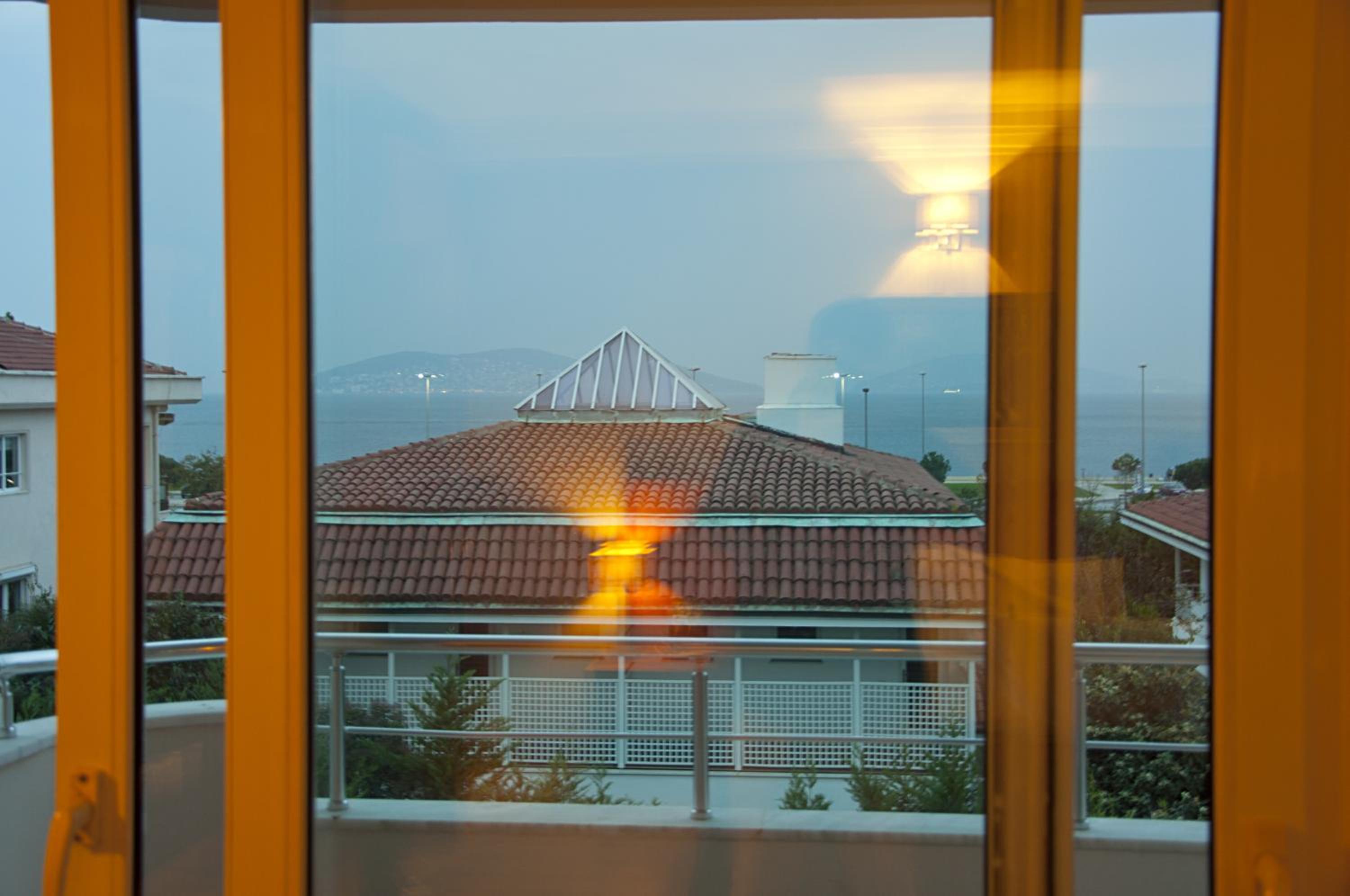 Island Otel - Image 63