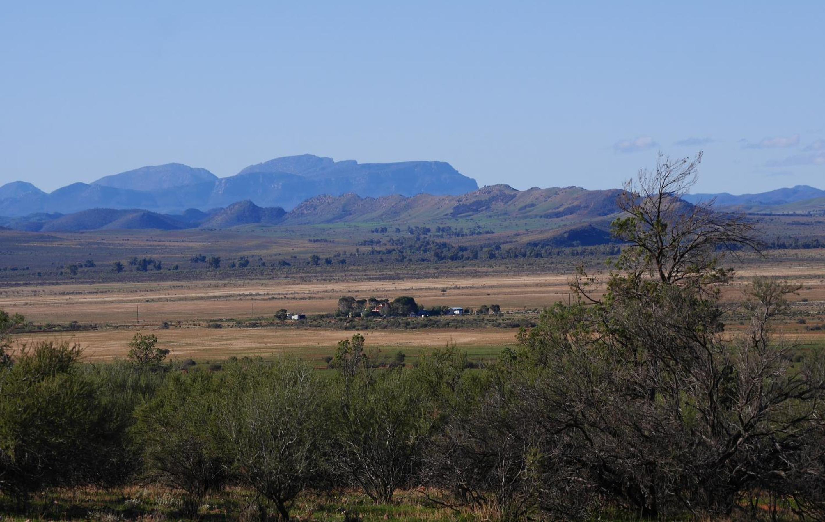 Sunset Ridge Accommodation -Rockville Homestead