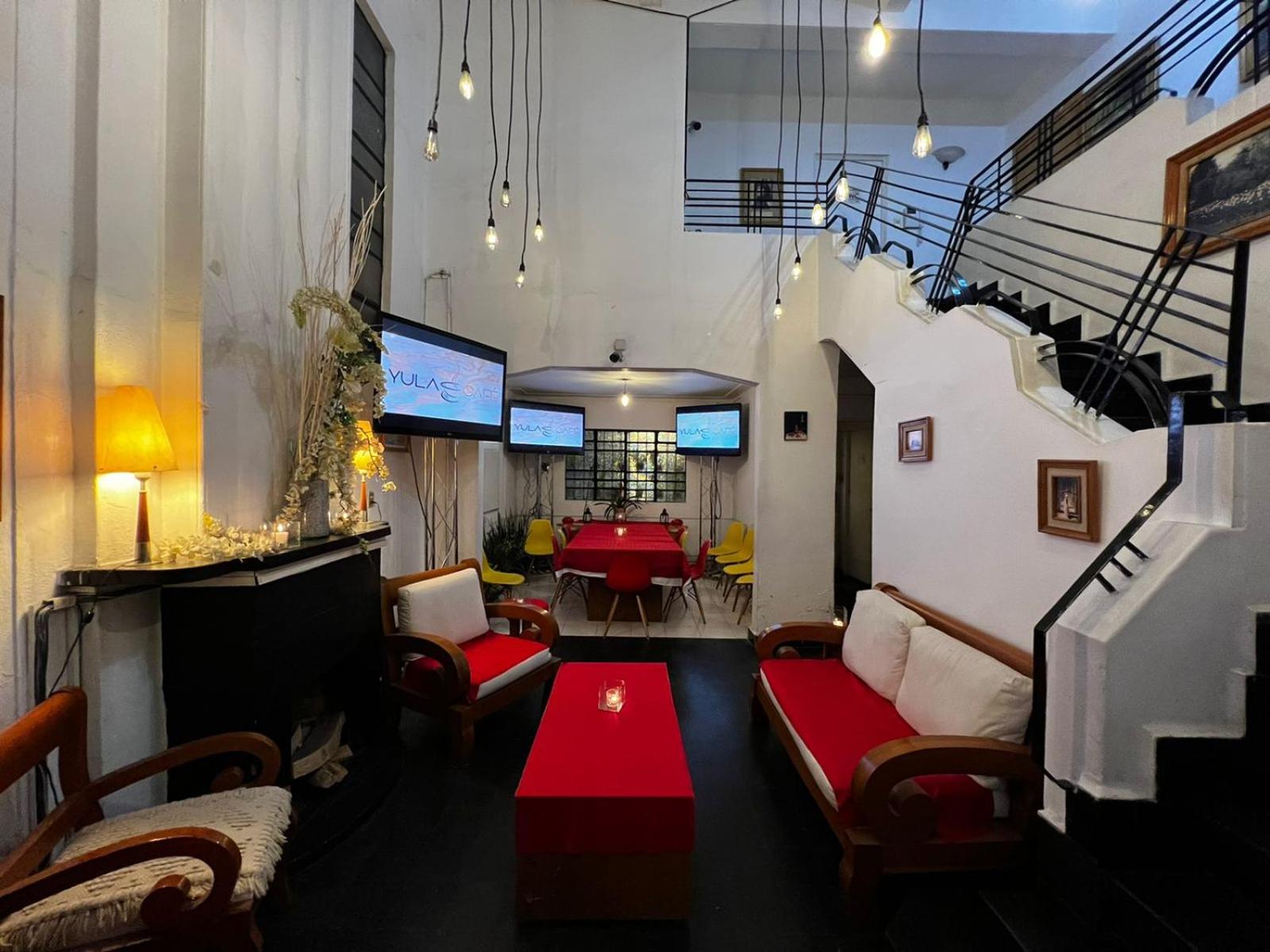 lounge
