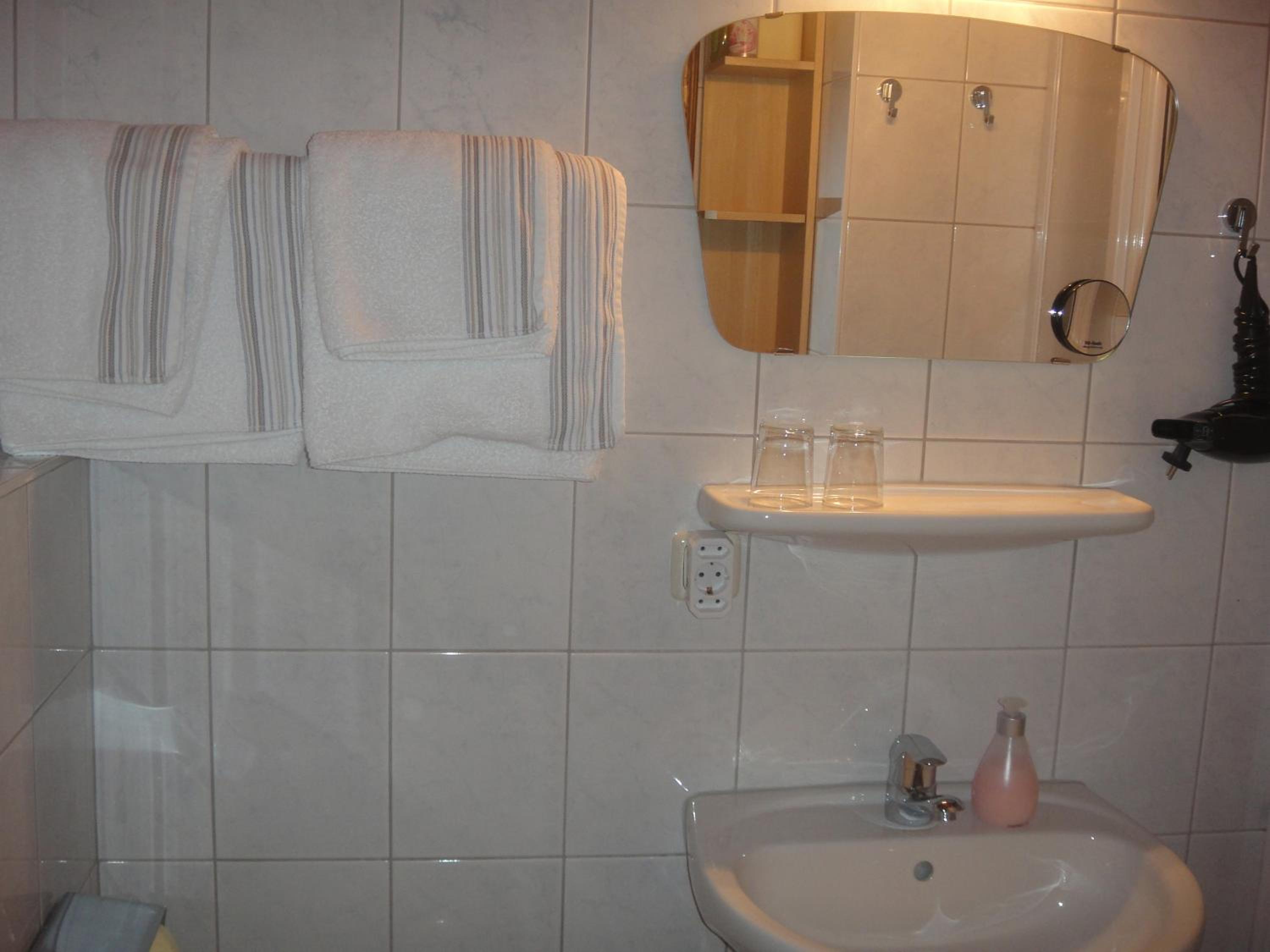 Photo 57