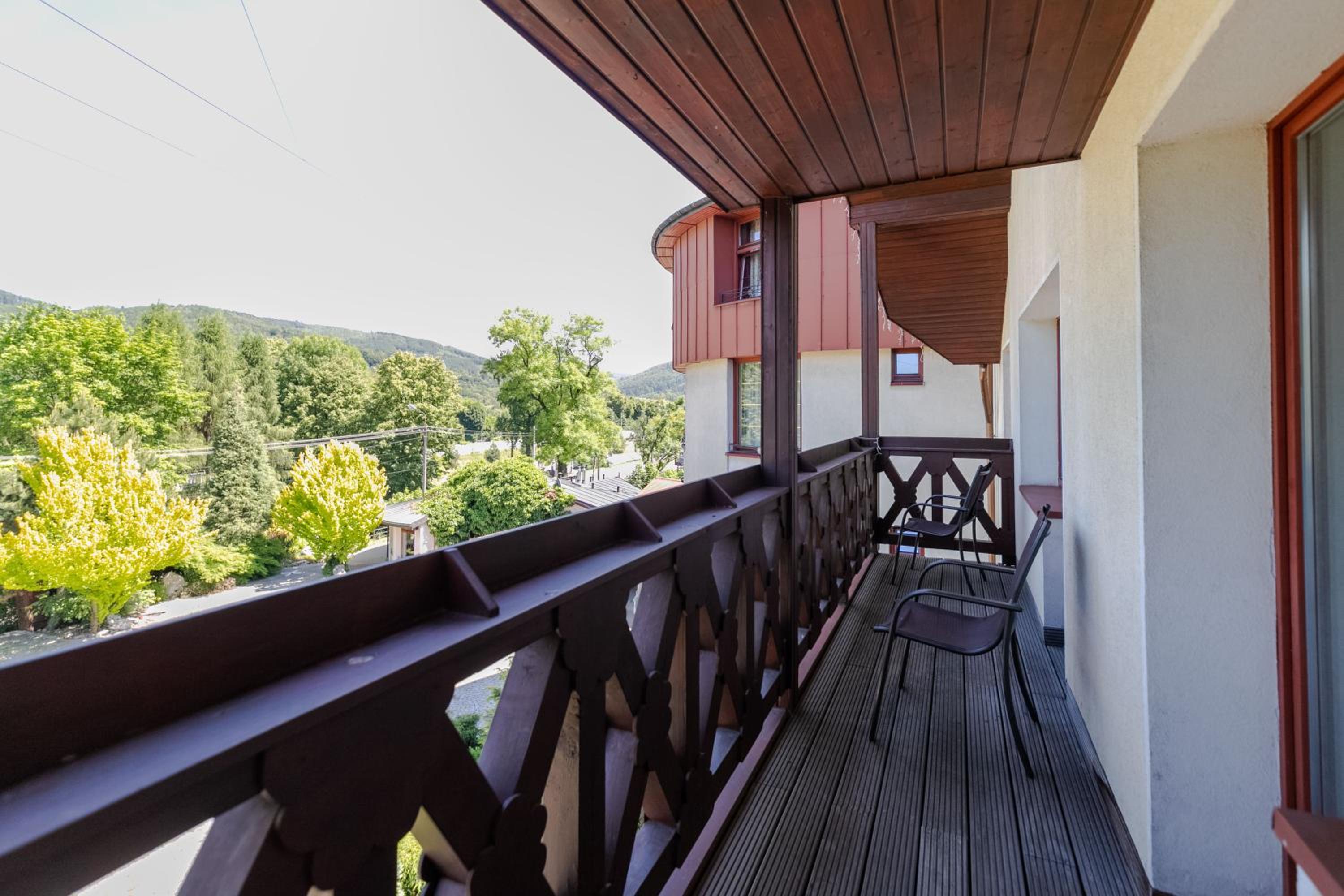 balcony