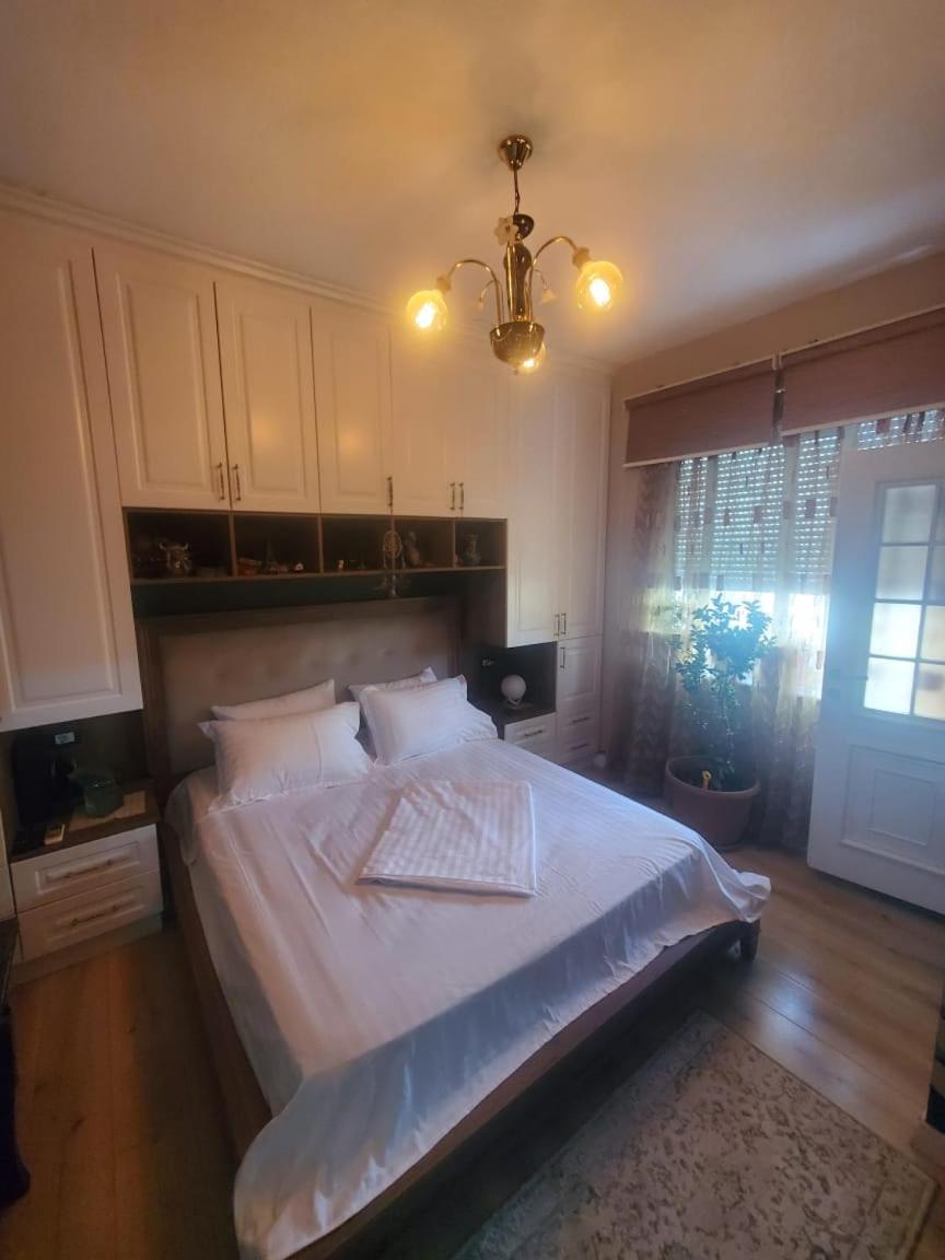 Apartamenti8 Korca