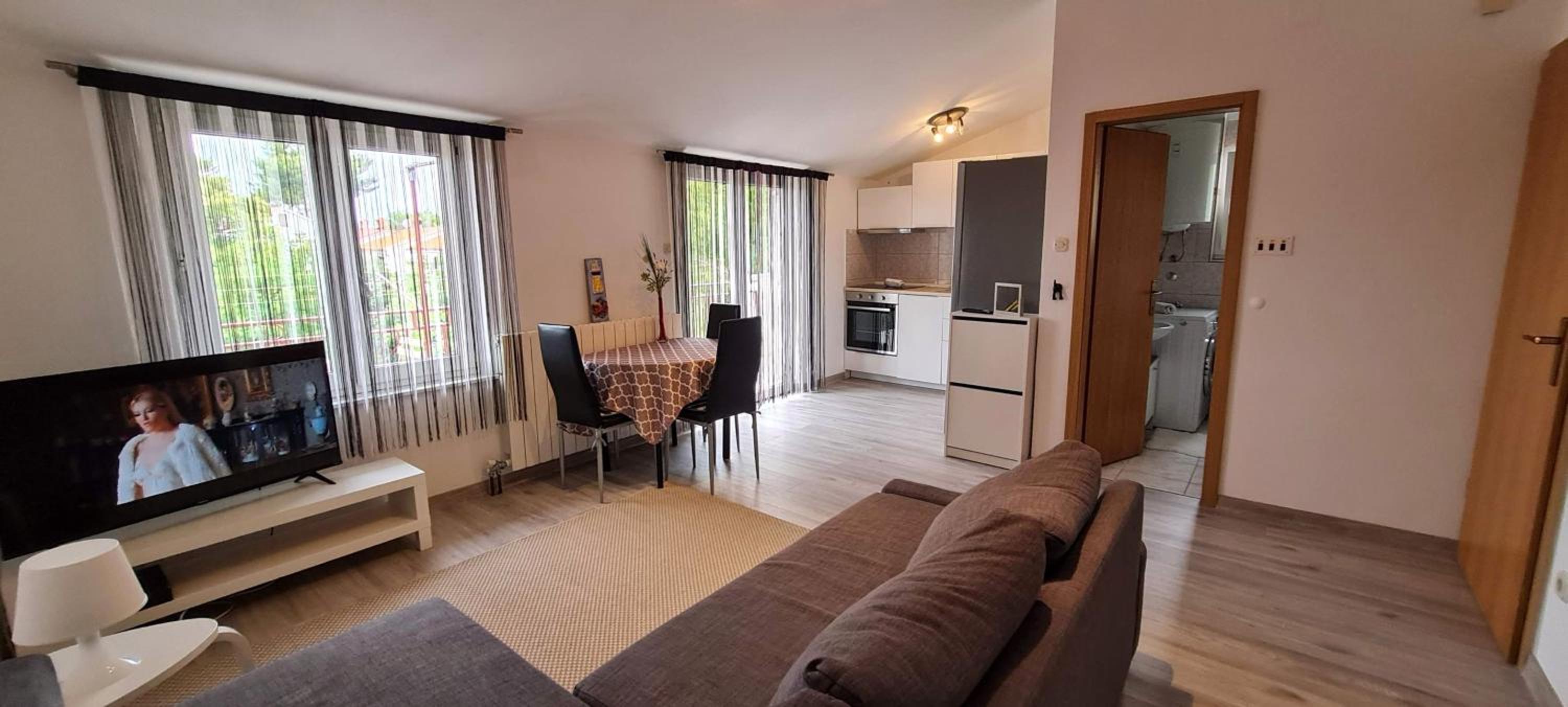 Apartmani Elena
