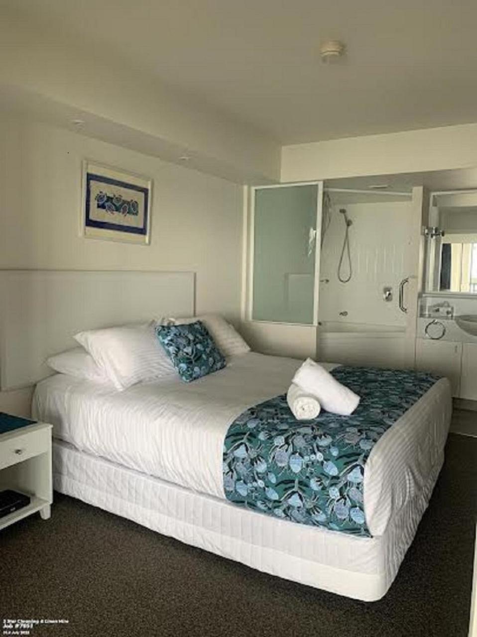 Caloundra Vacations - Just Perfect Apartment with Ocean Views - Property Image 10