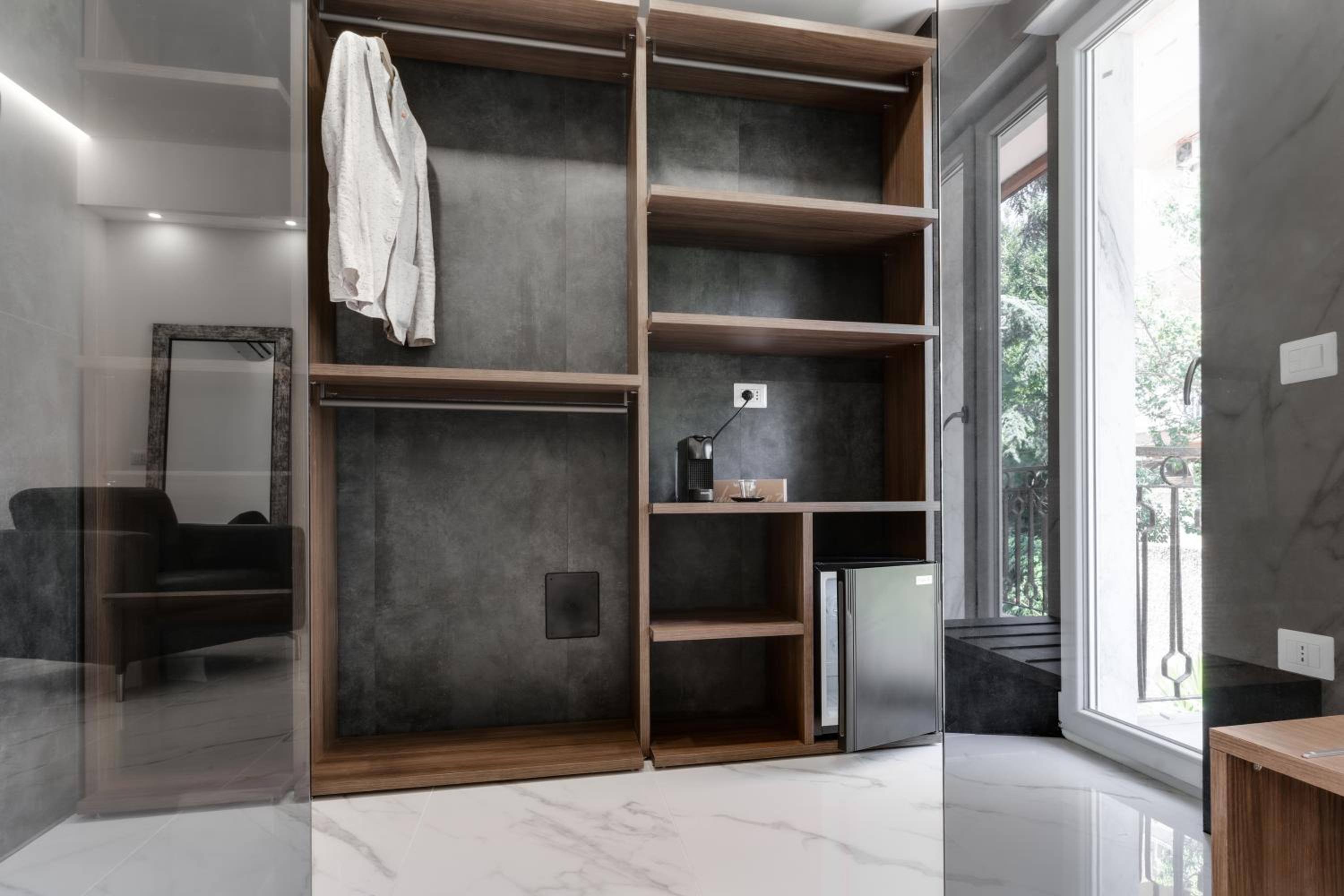 Caralis Suites Rooms