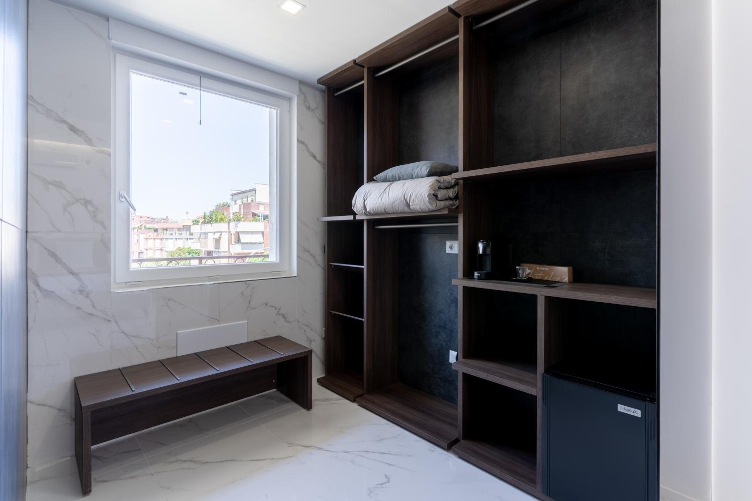 Caralis Suites Rooms