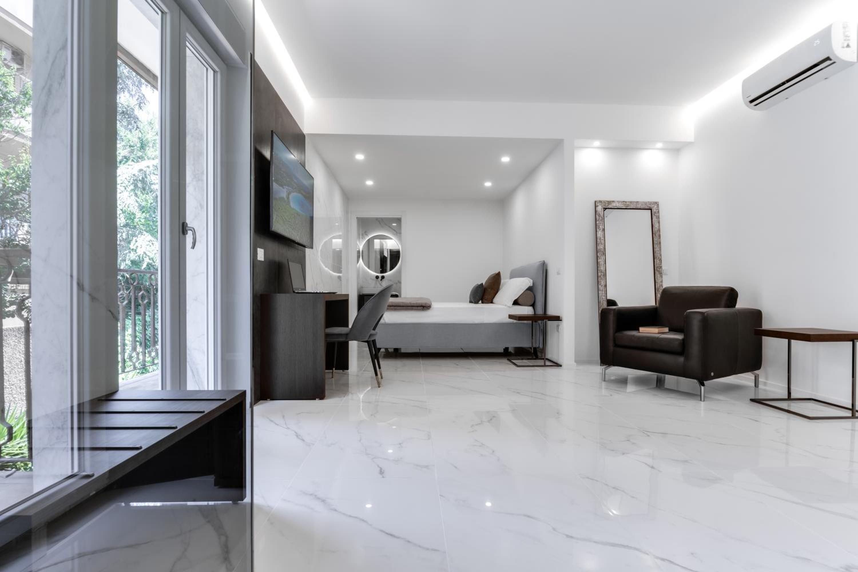 Caralis Suites Rooms