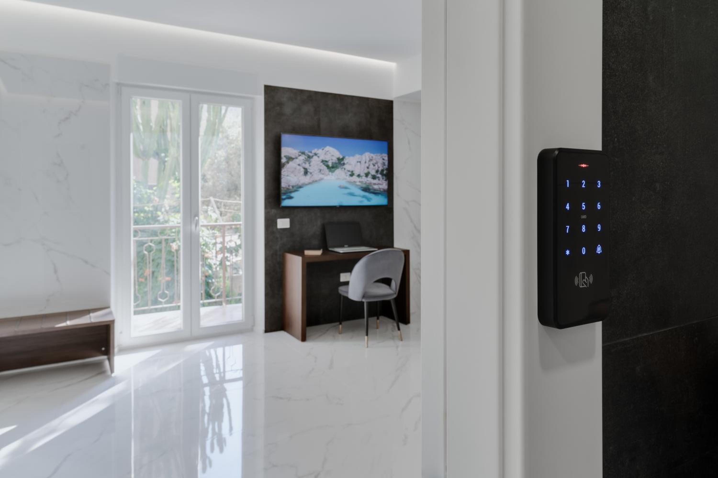 Caralis Suites Rooms