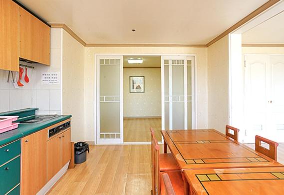Koresco Chiak Mountain Condominium view 5