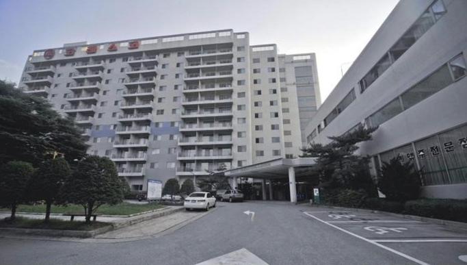 Koresco Chiak Mountain Condominium view 3