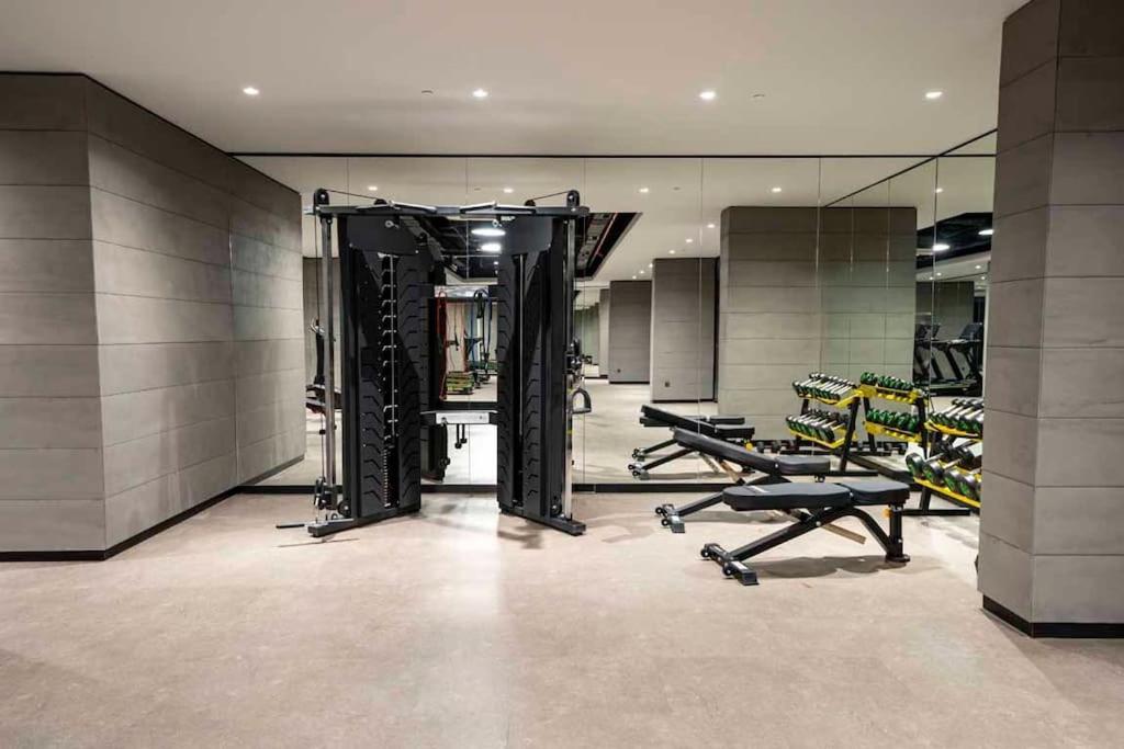 Classy furnished residence - Gym&Pool&Garage BNS136