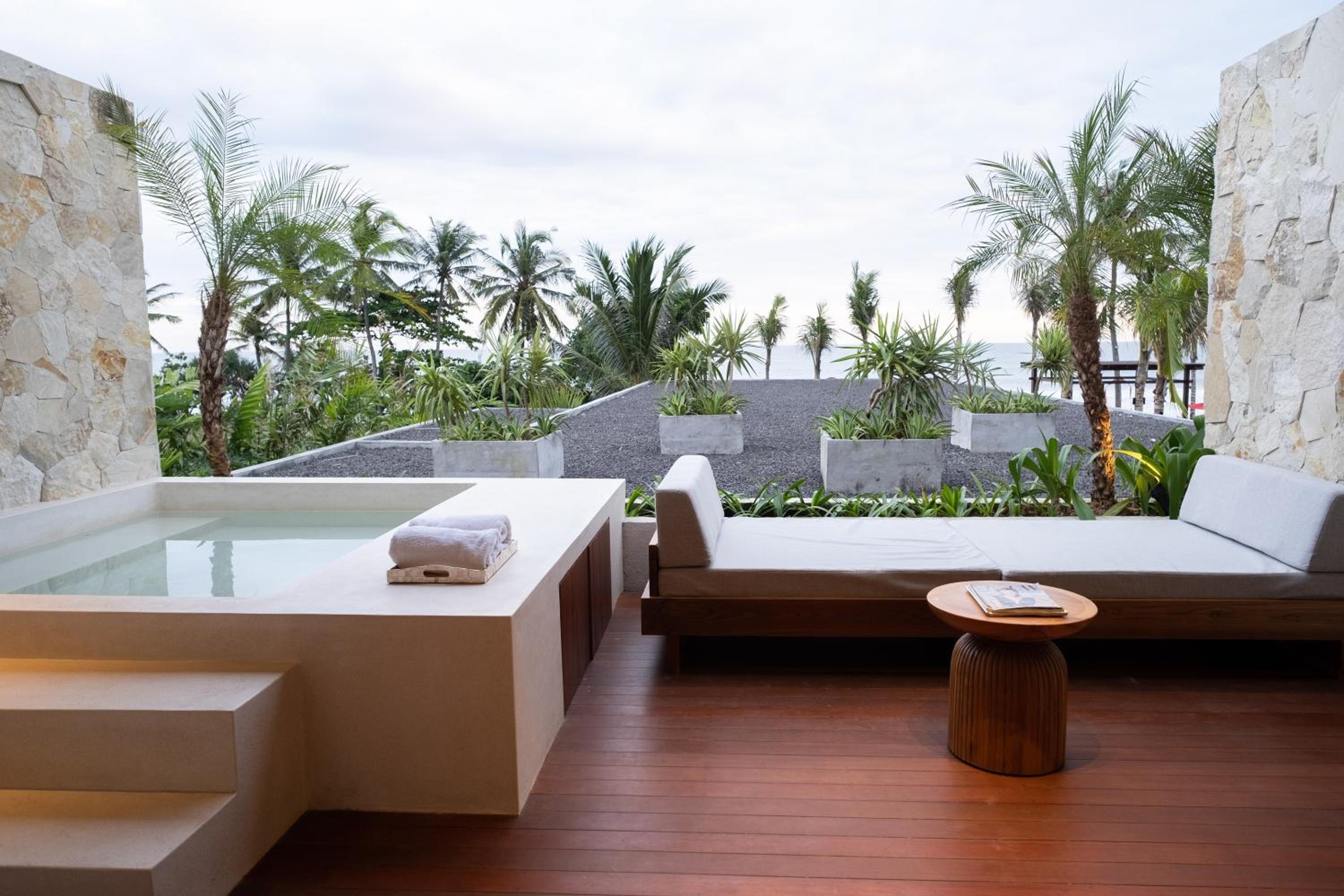 Amarta Beach Retreat by Nakula