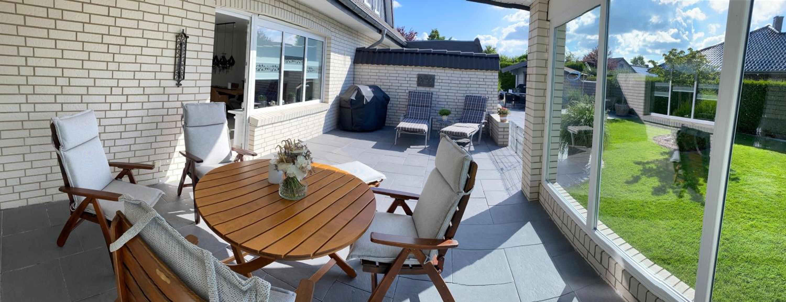 Ferienhaus Uggelharde mit großer Terrasse