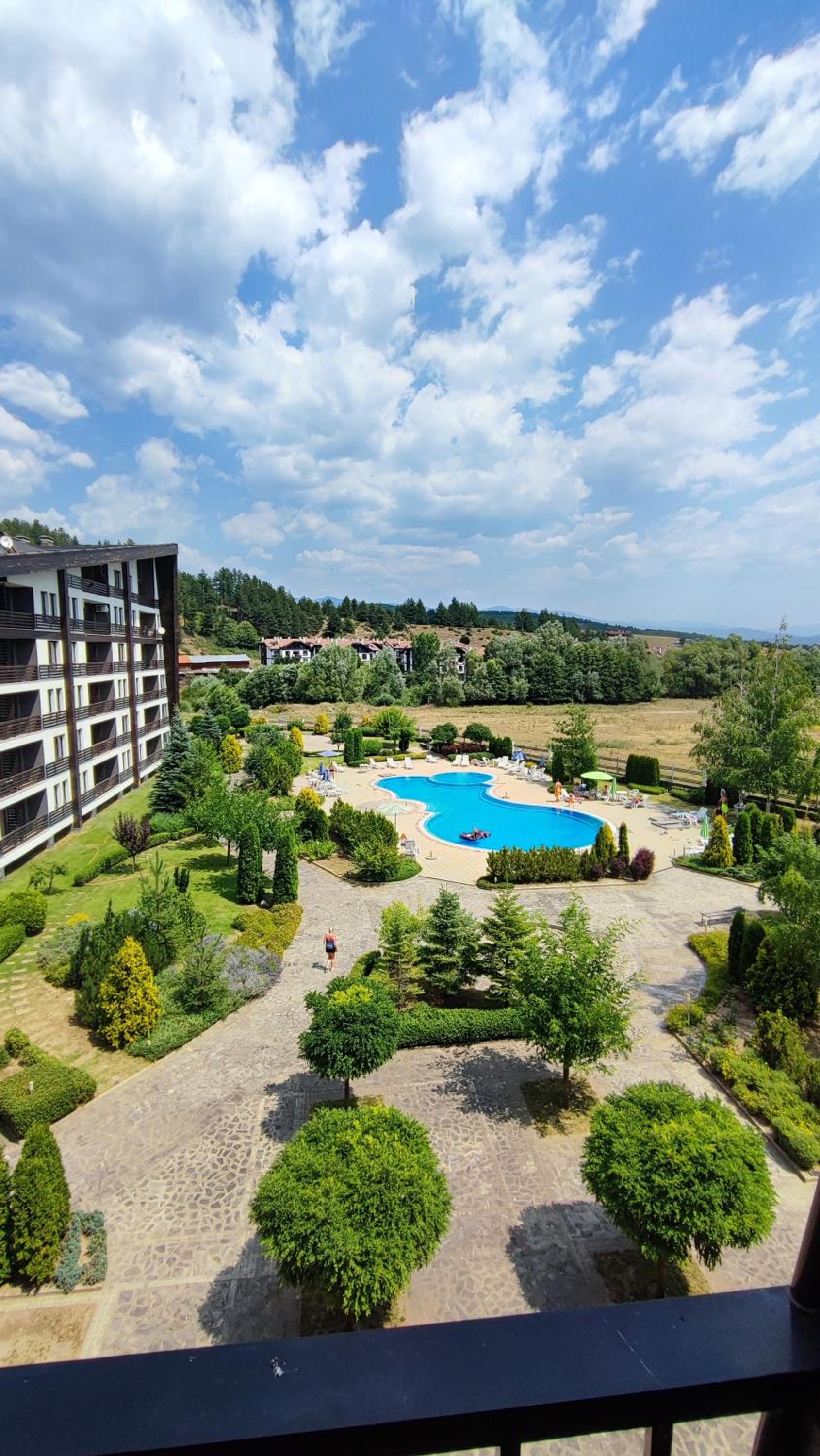 Aspen Valley Studio Apartment view 5
