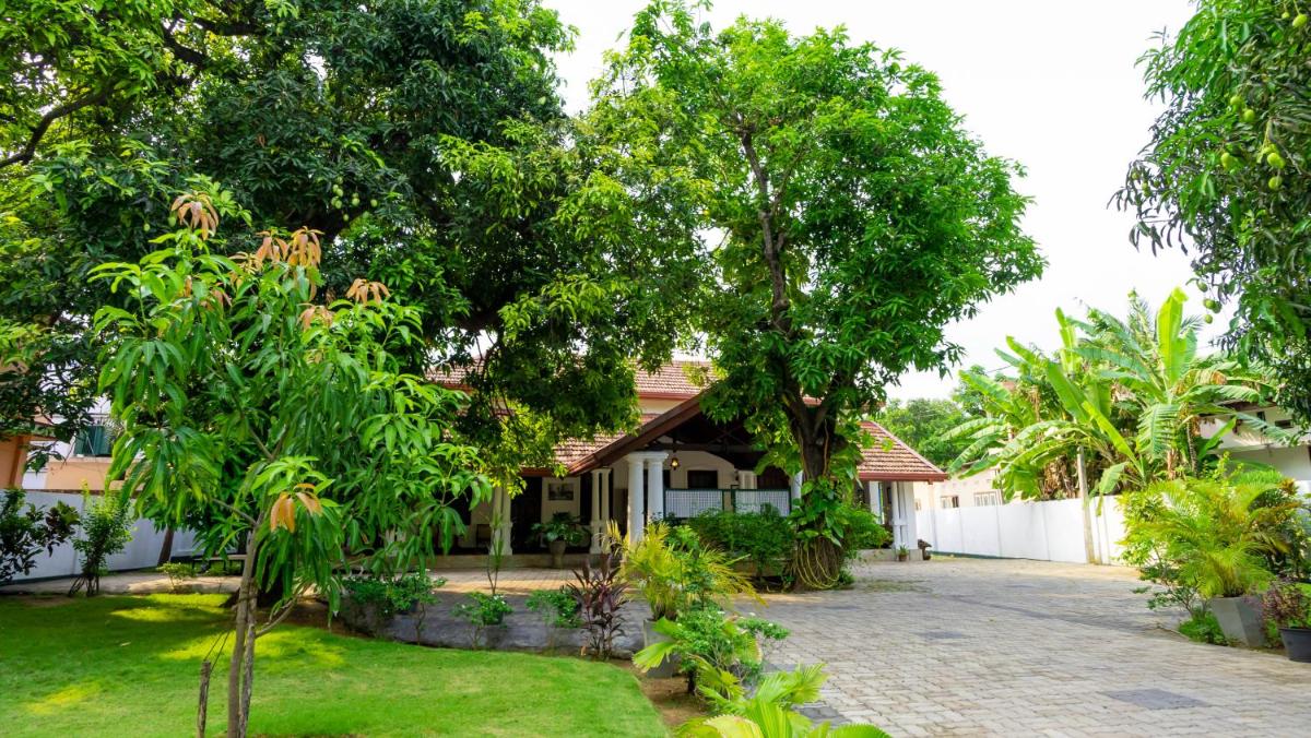 Flamingo Villa view 3