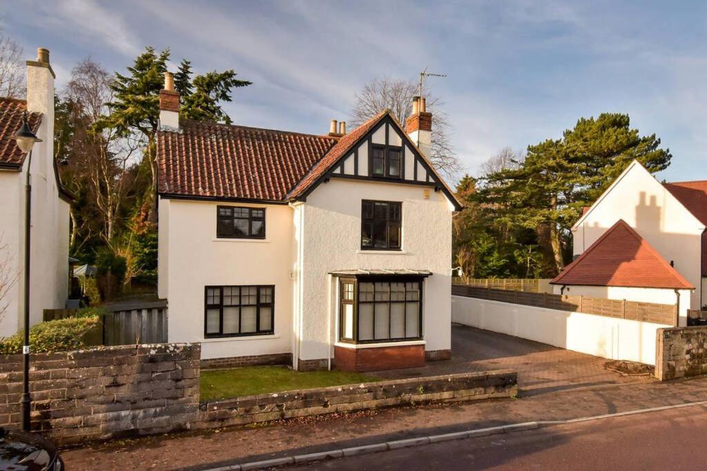 4 Middleshade Road view 5