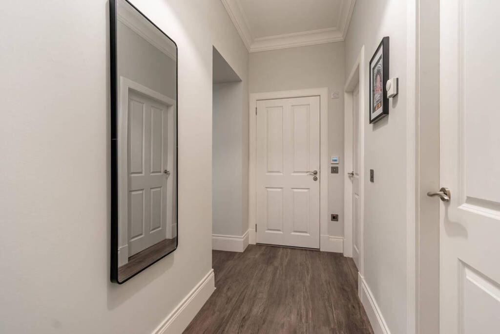 14 South Street view 4