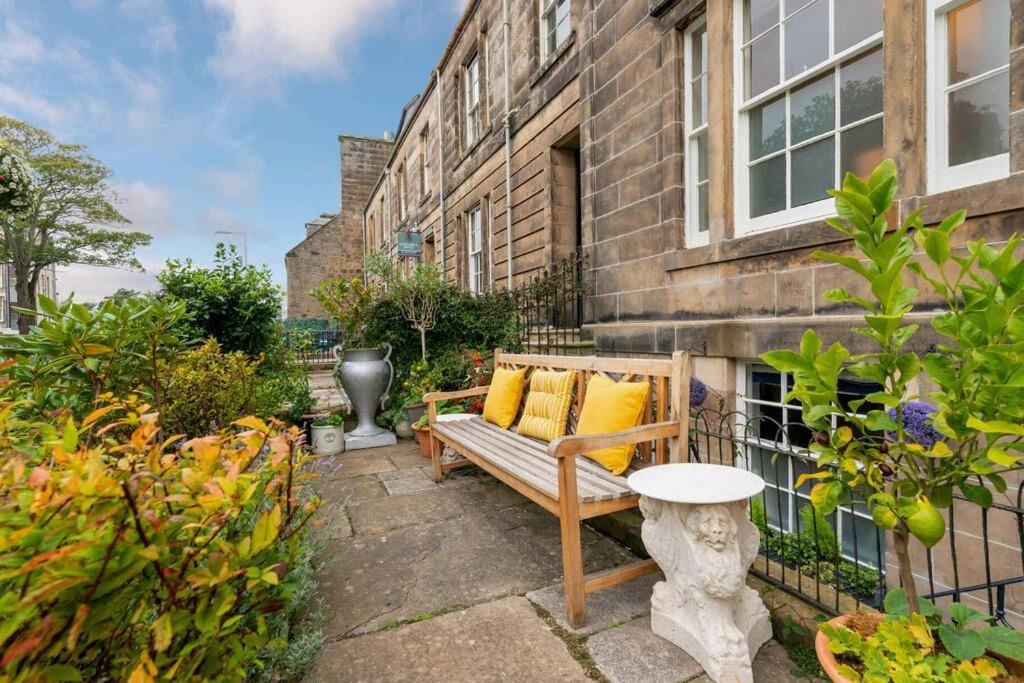 Playfair Terrace