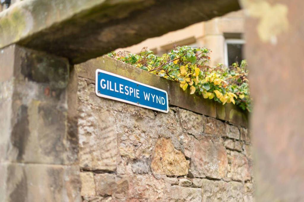 Playfair Terrace