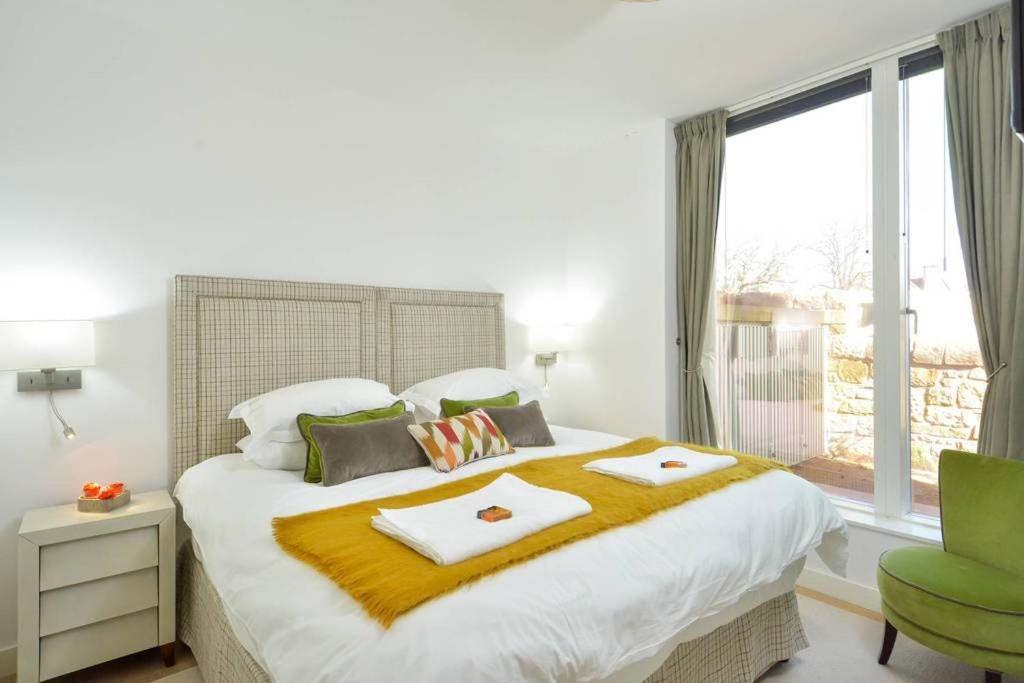 The Golf Flat, Westburn Lane view 2