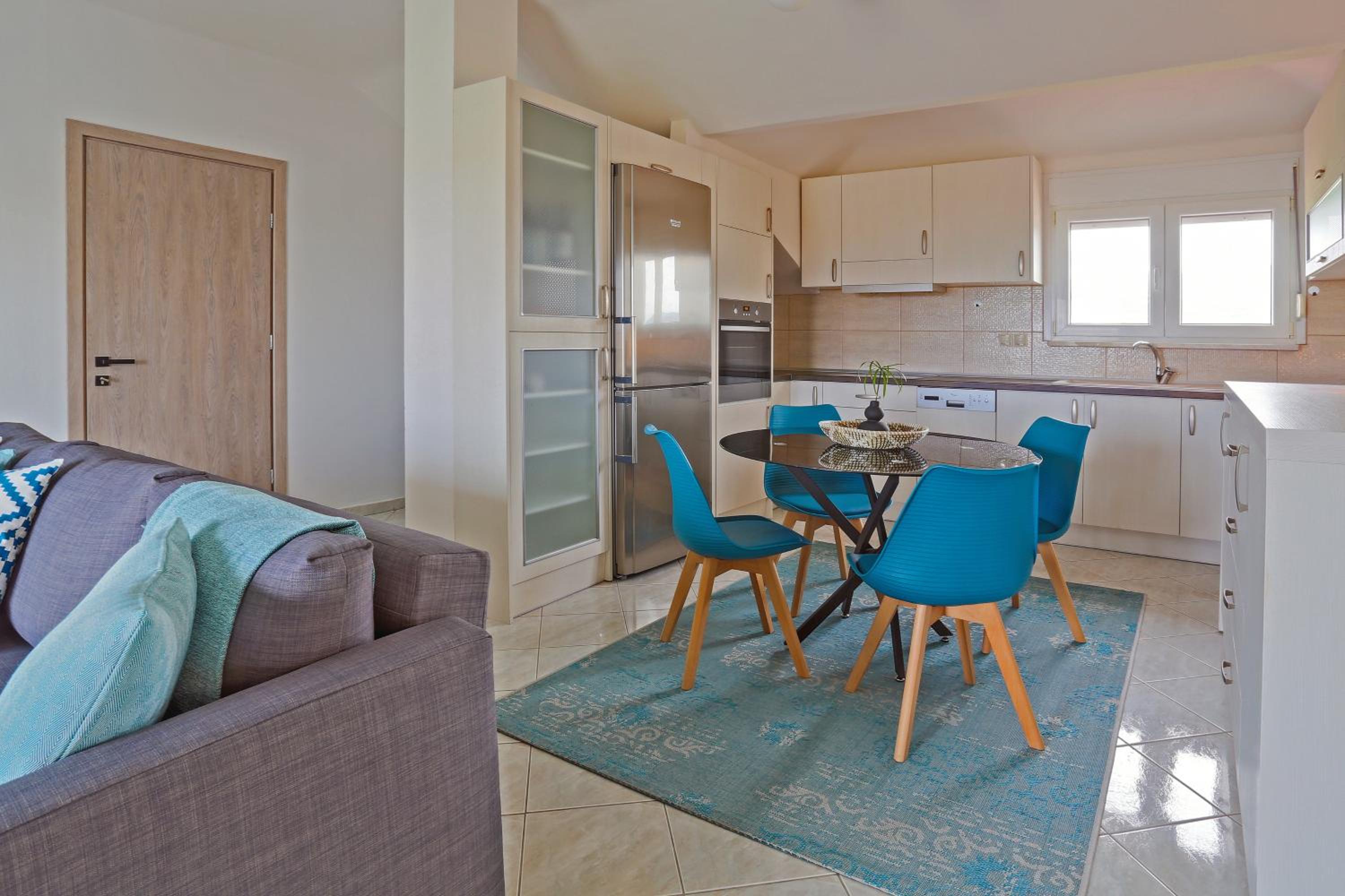Joya Ofrynio Stylish Suites view 5