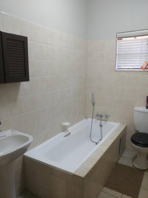 Ebeneezer Self-Catering Guesthouse in the Lowveld view 3