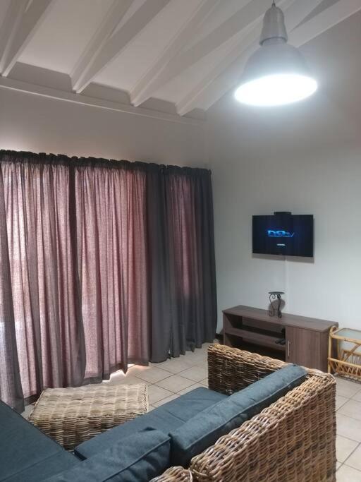 Ebeneezer Self-Catering Guesthouse in the Lowveld view 5
