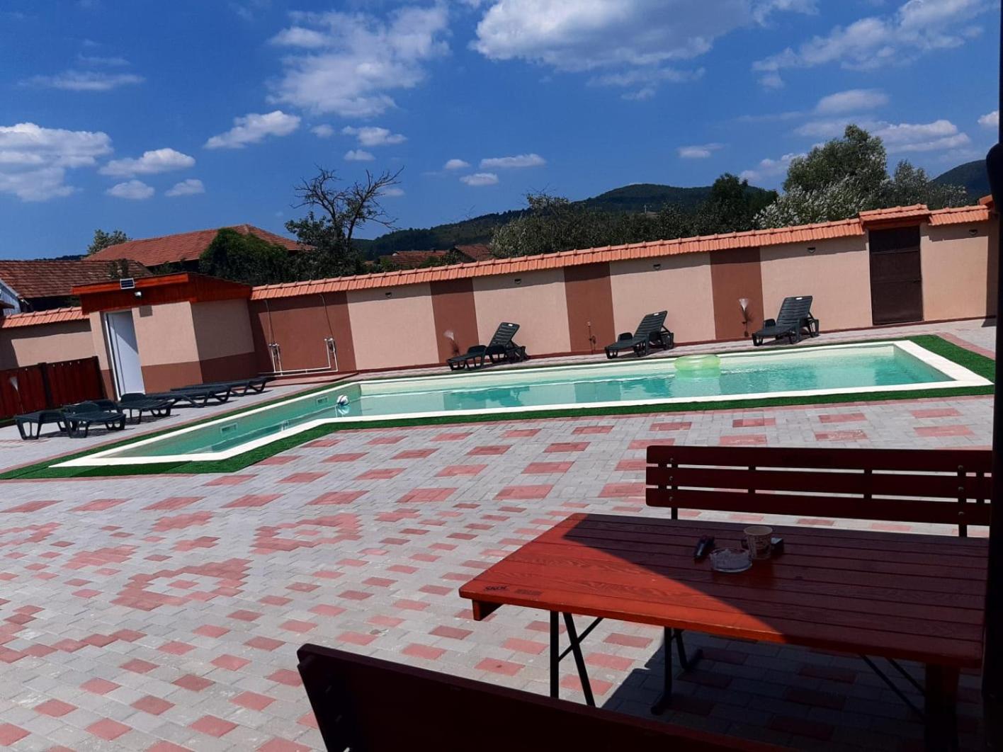 Pensiunea La Nety view 5
