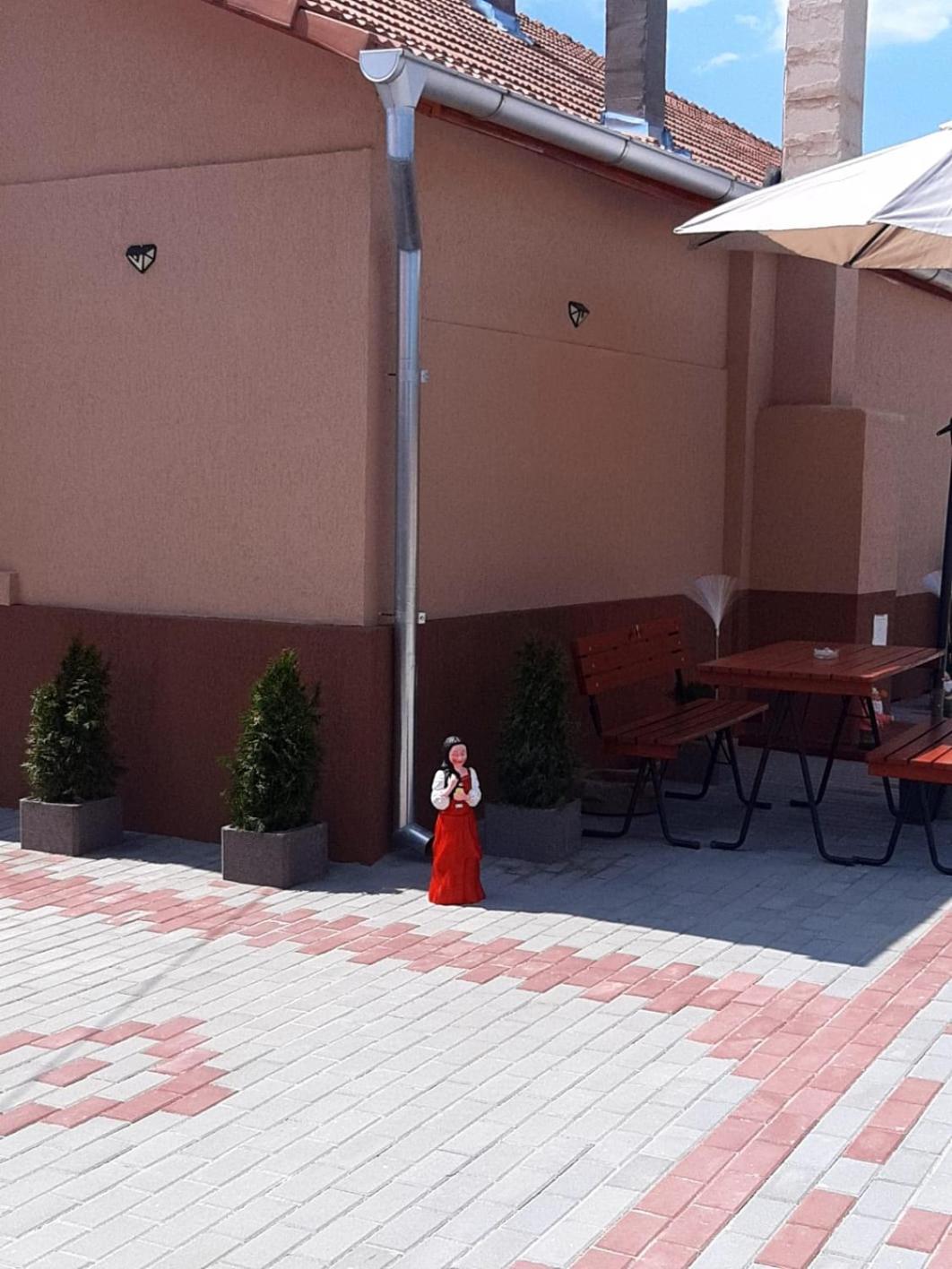 Photo 14