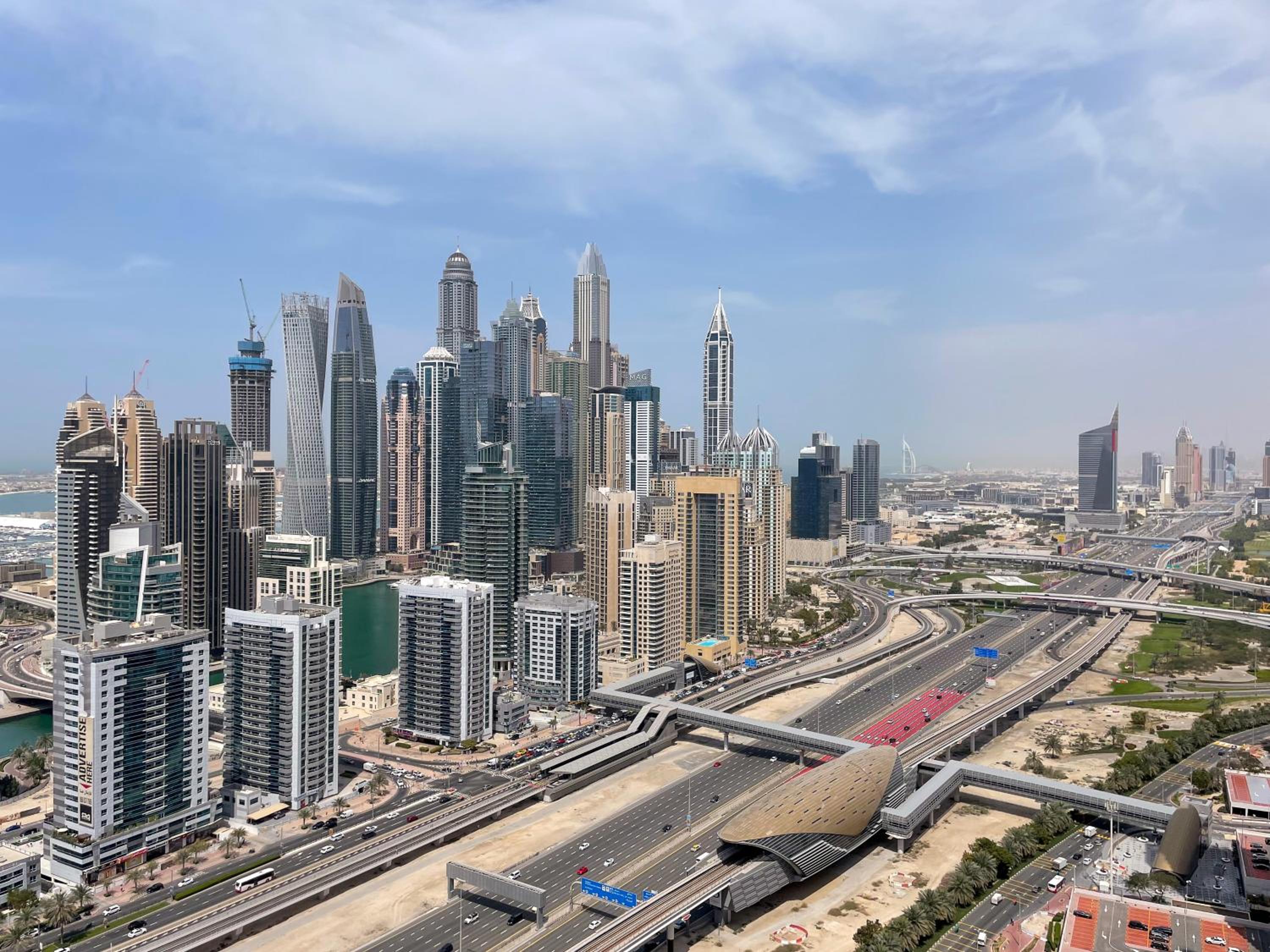 180° Sheik Zayed Road balcony views 2BR in JLT