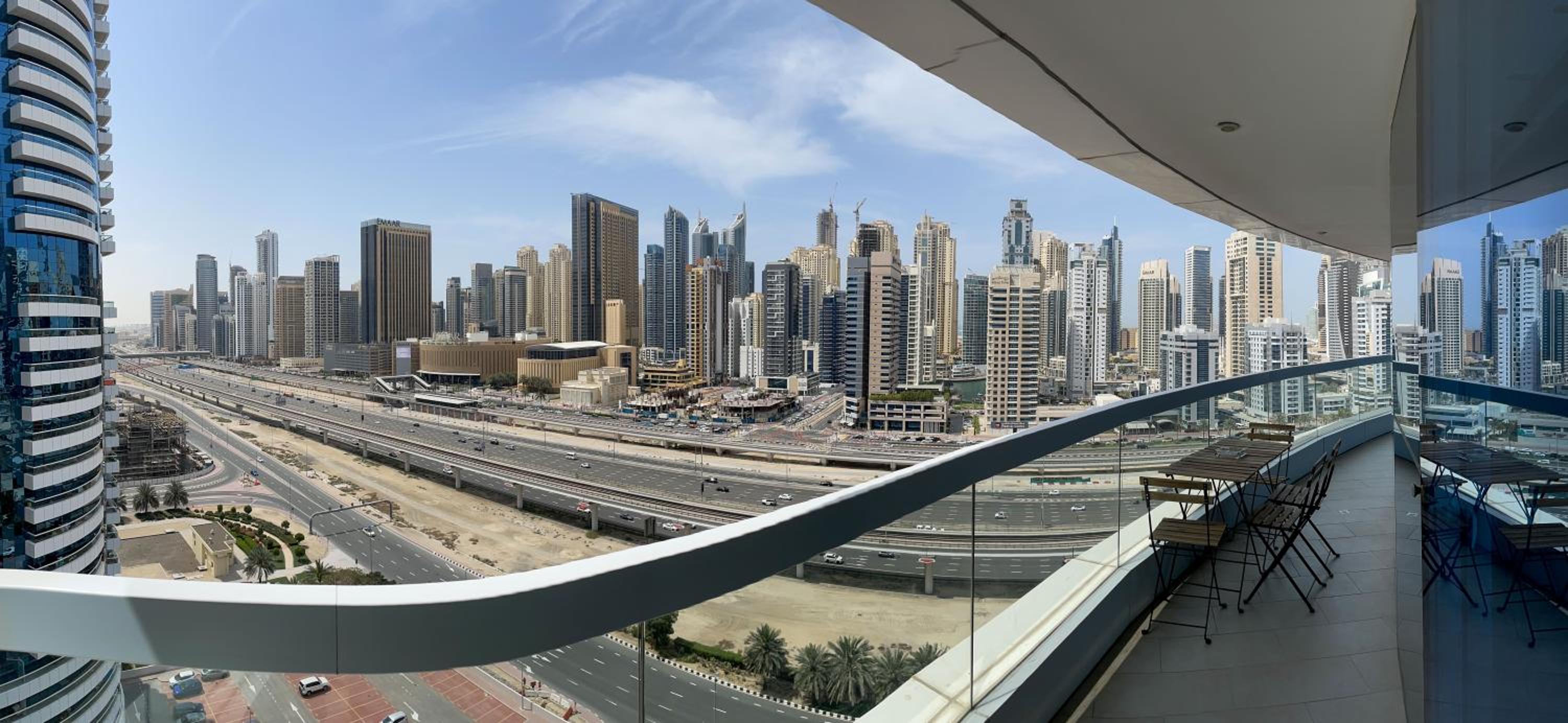 180° Sheik Zayed Road balcony views 2BR in JLT